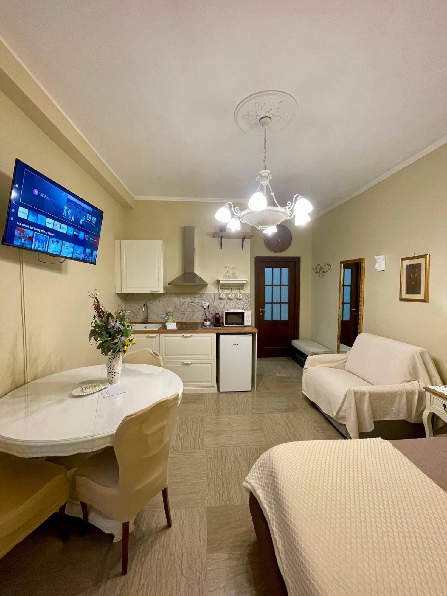 Guest house Barbi's Home- Colli Albani Rome