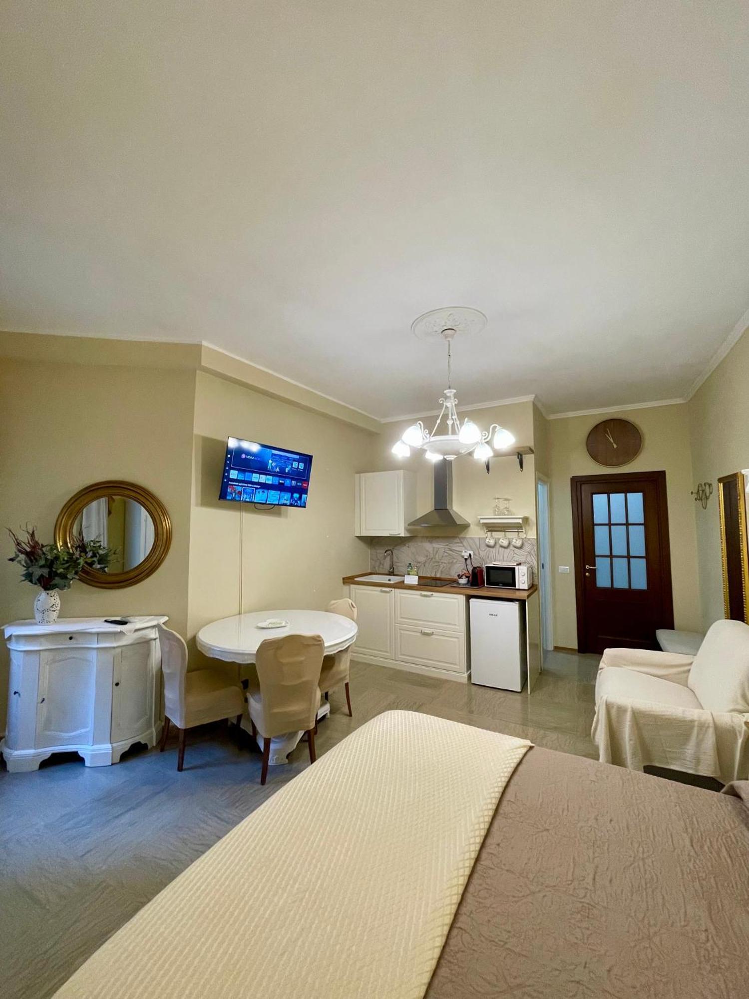 Guest house Barbi's Home- Colli Albani *