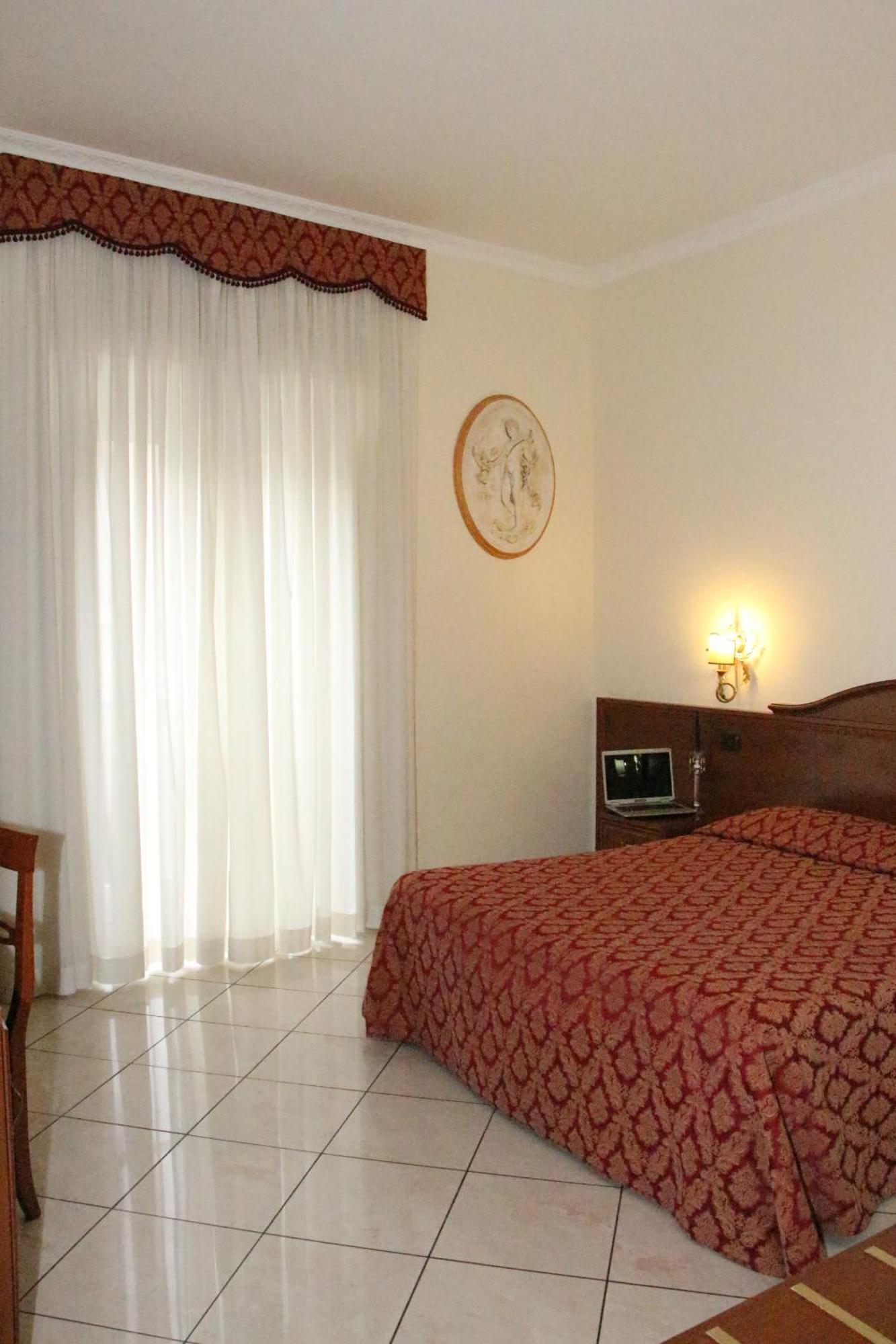 Hotel Mirage