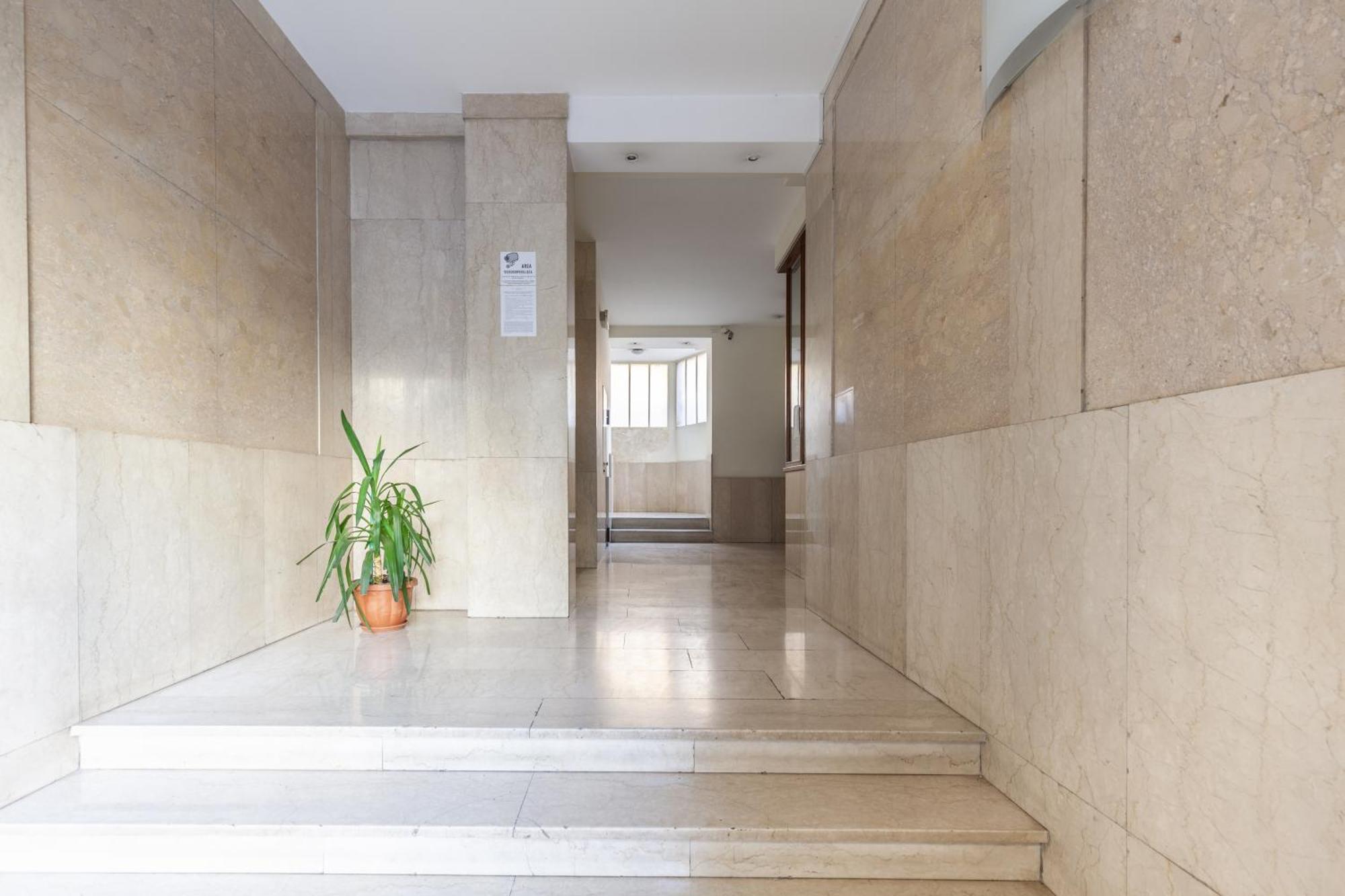 Hostly - Trieste Appartamento *