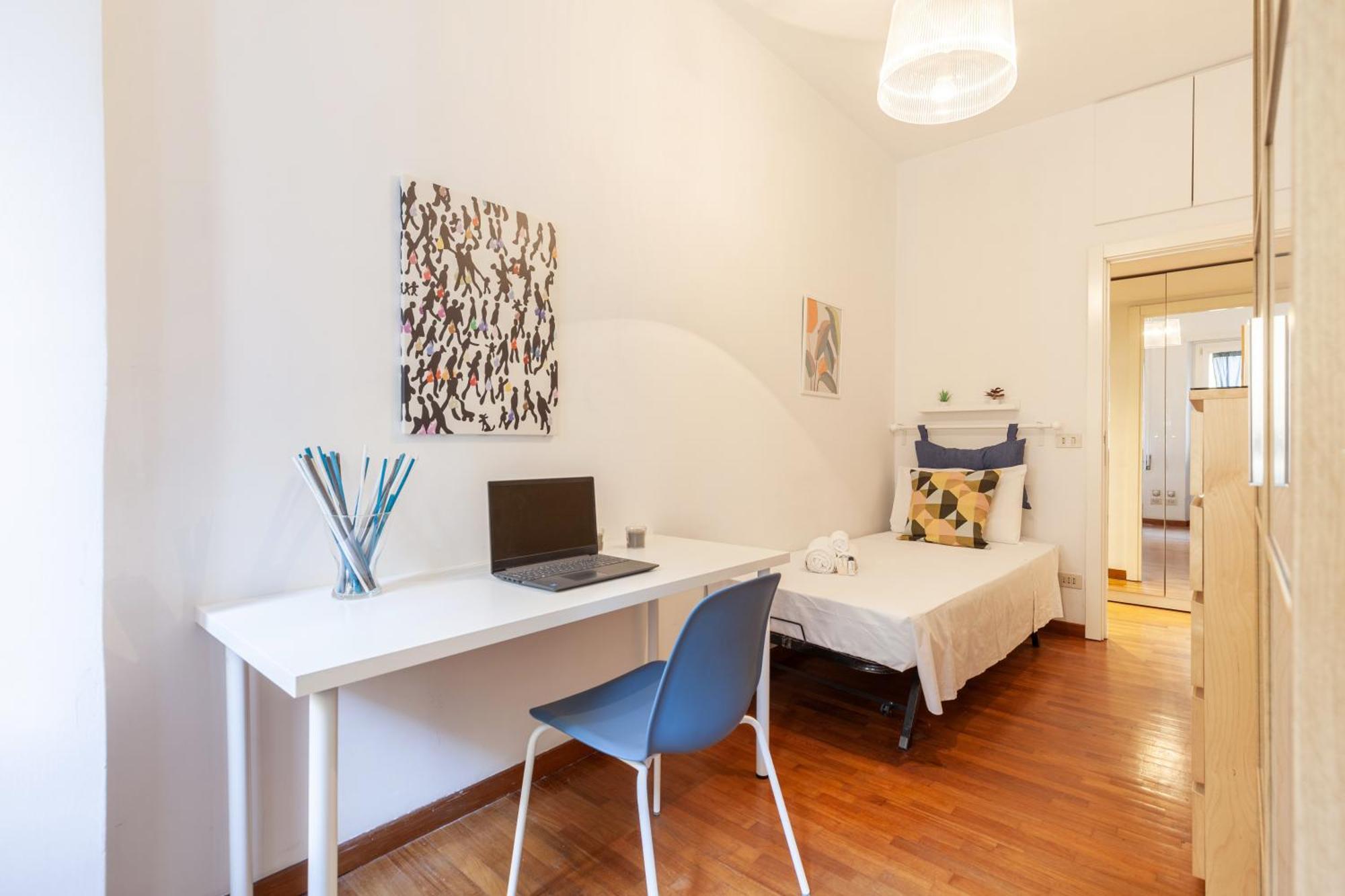 Hostly - Trieste Appartamento Roma