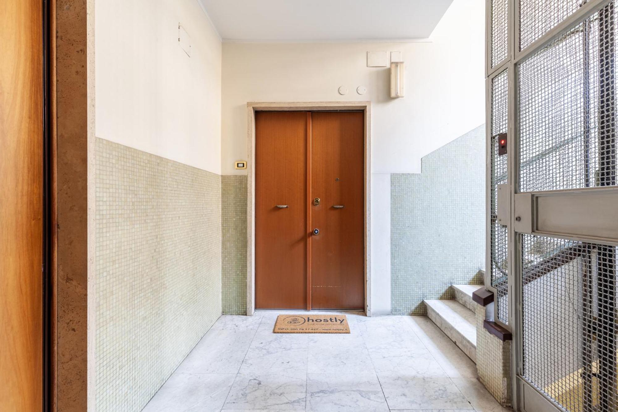 Hostly - Trieste Appartamento *