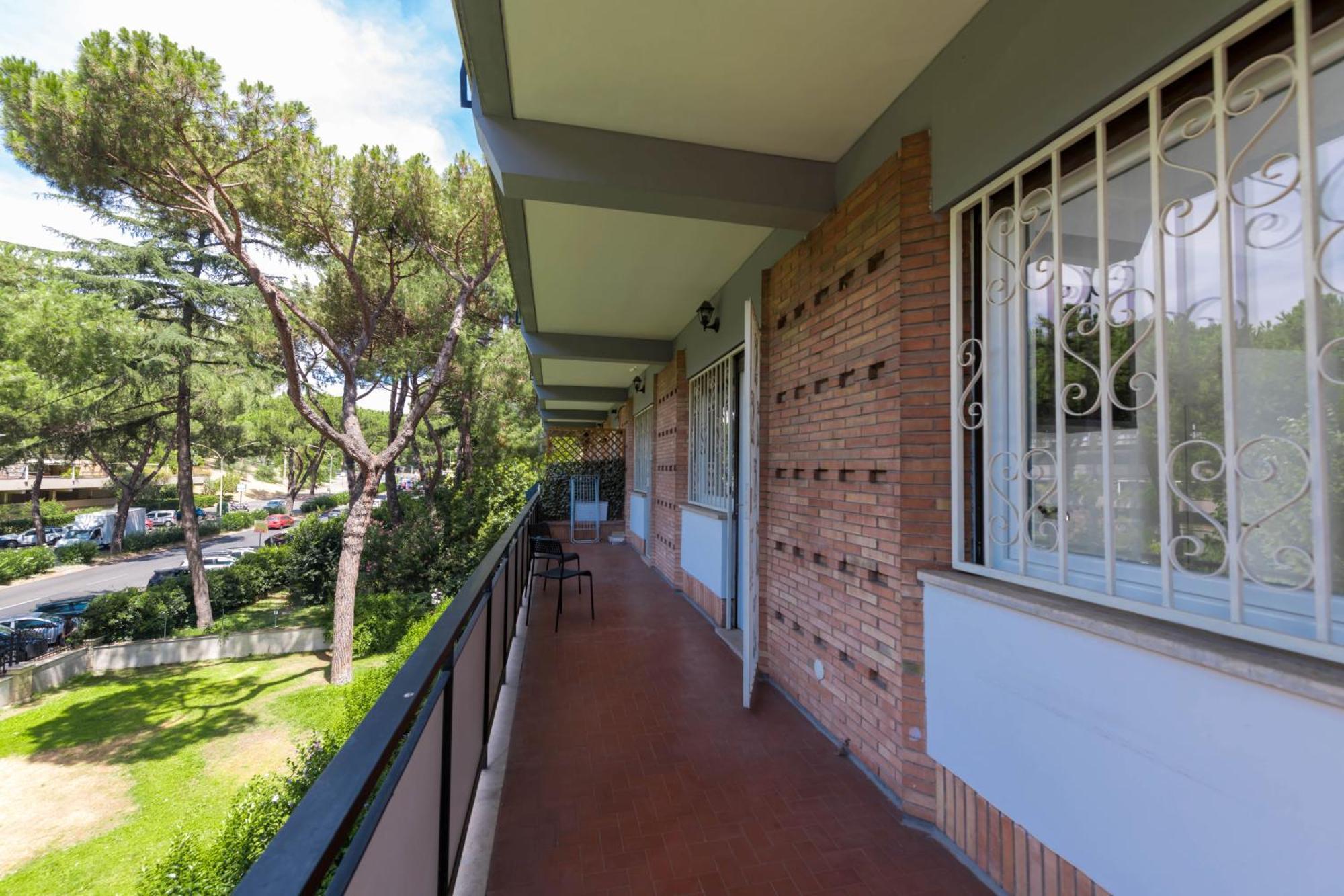 Spazioso Vicino Eur Appartement