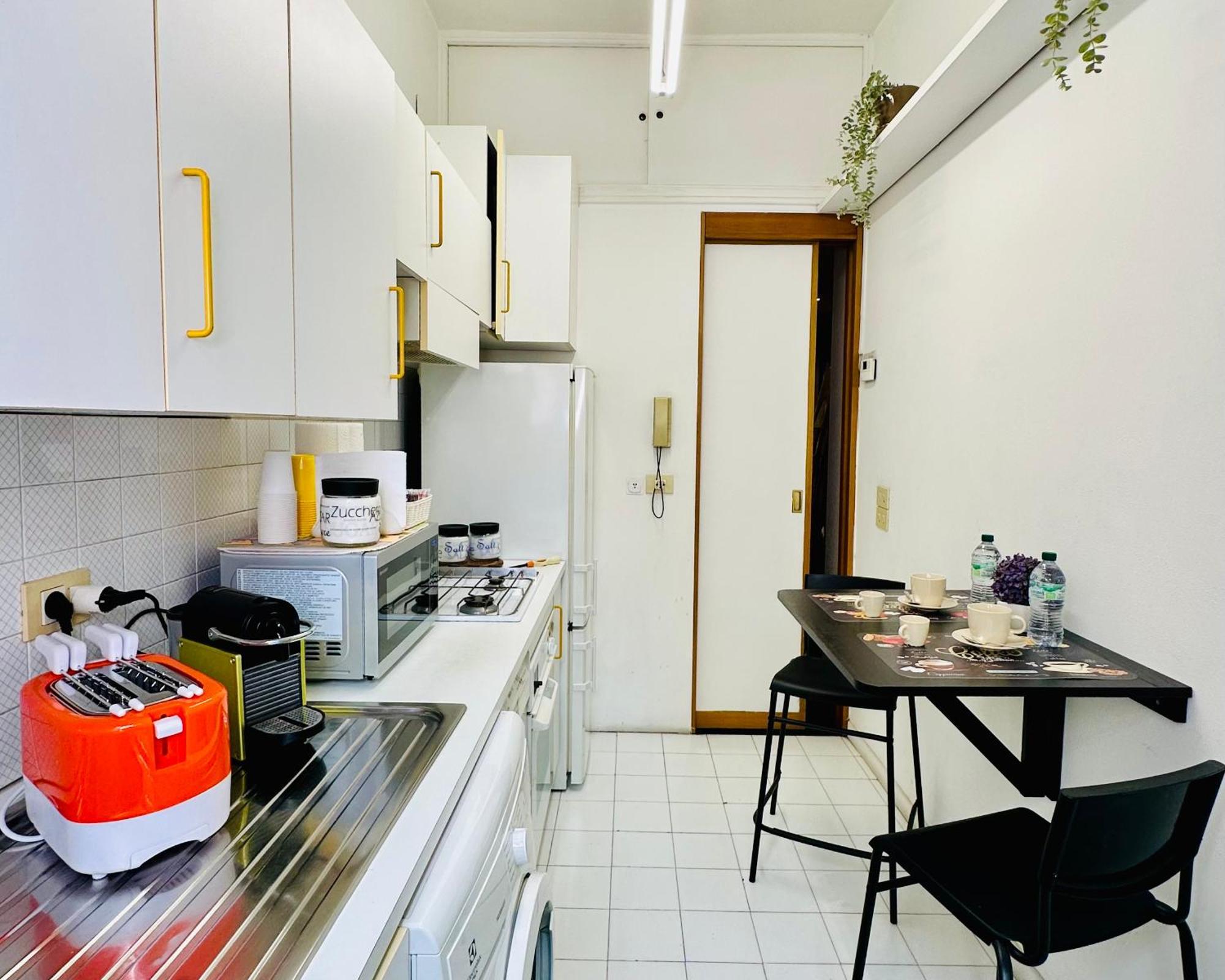 La Casa Di Bubi - 3 Minuti A Piedi Metro Libia Apartment