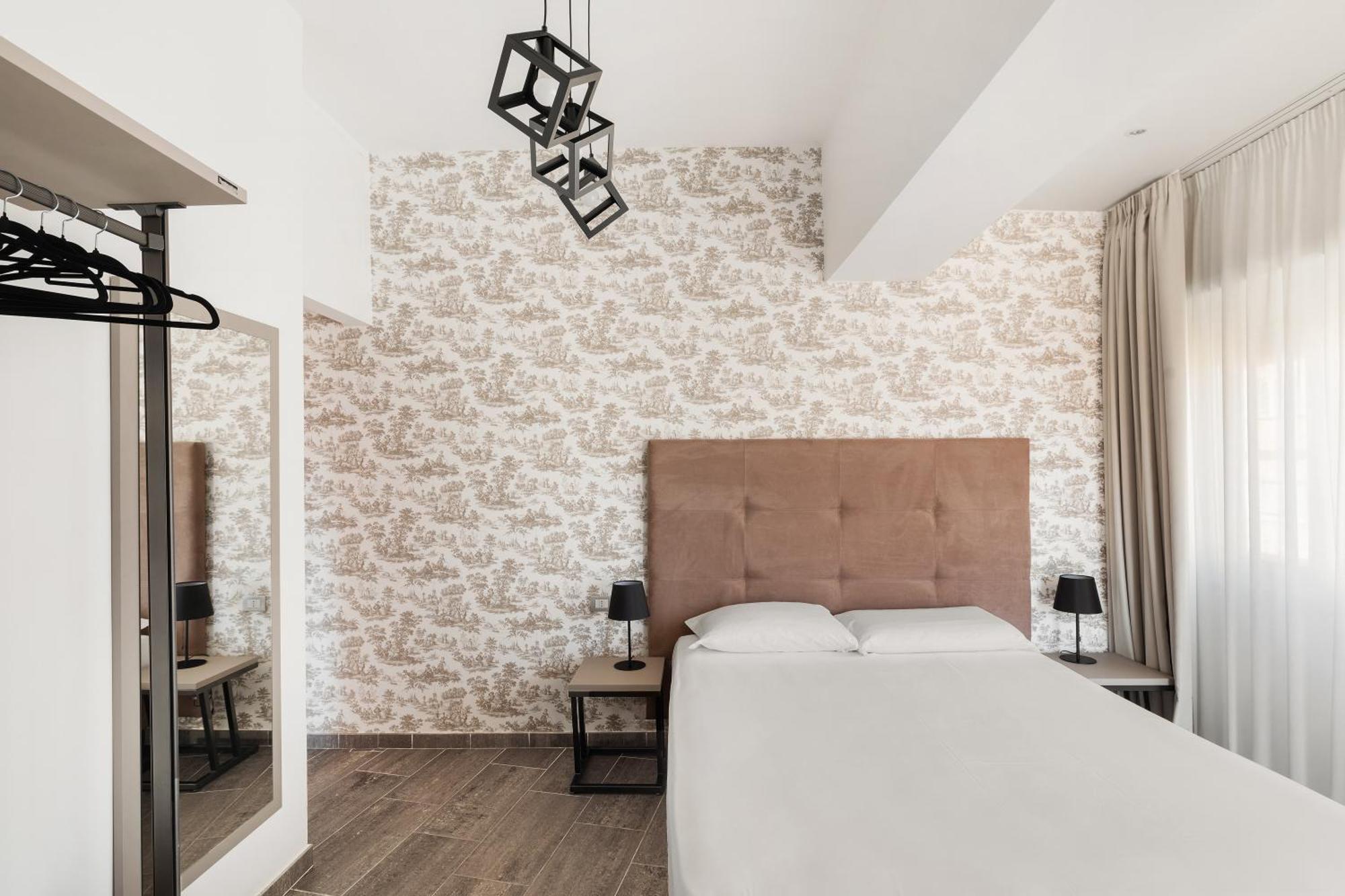 Guest house Adelante San Giovanni Rome