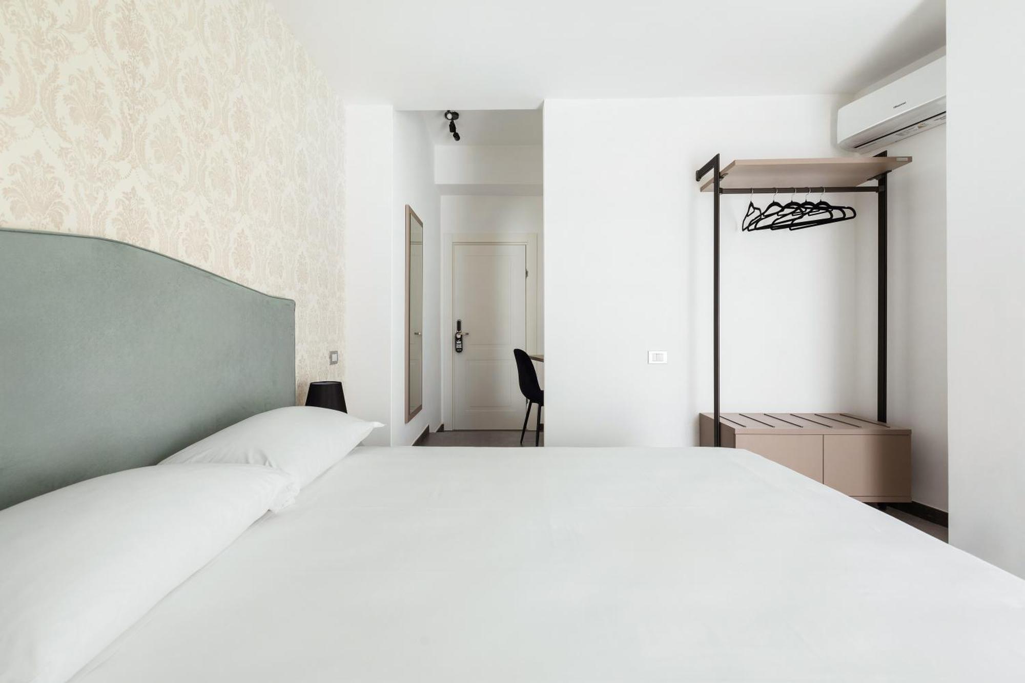 Adelante San Giovanni Guest house Rome
