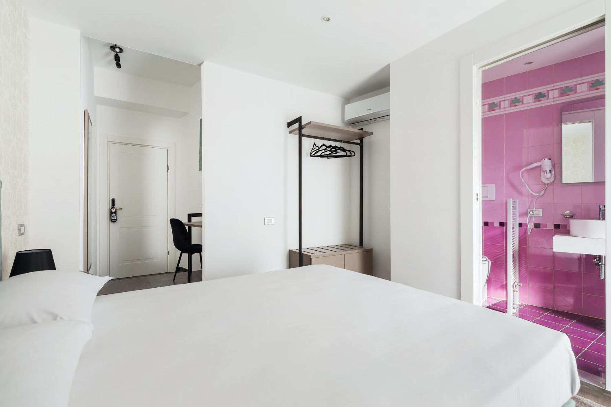 Guest house Adelante San Giovanni Rome