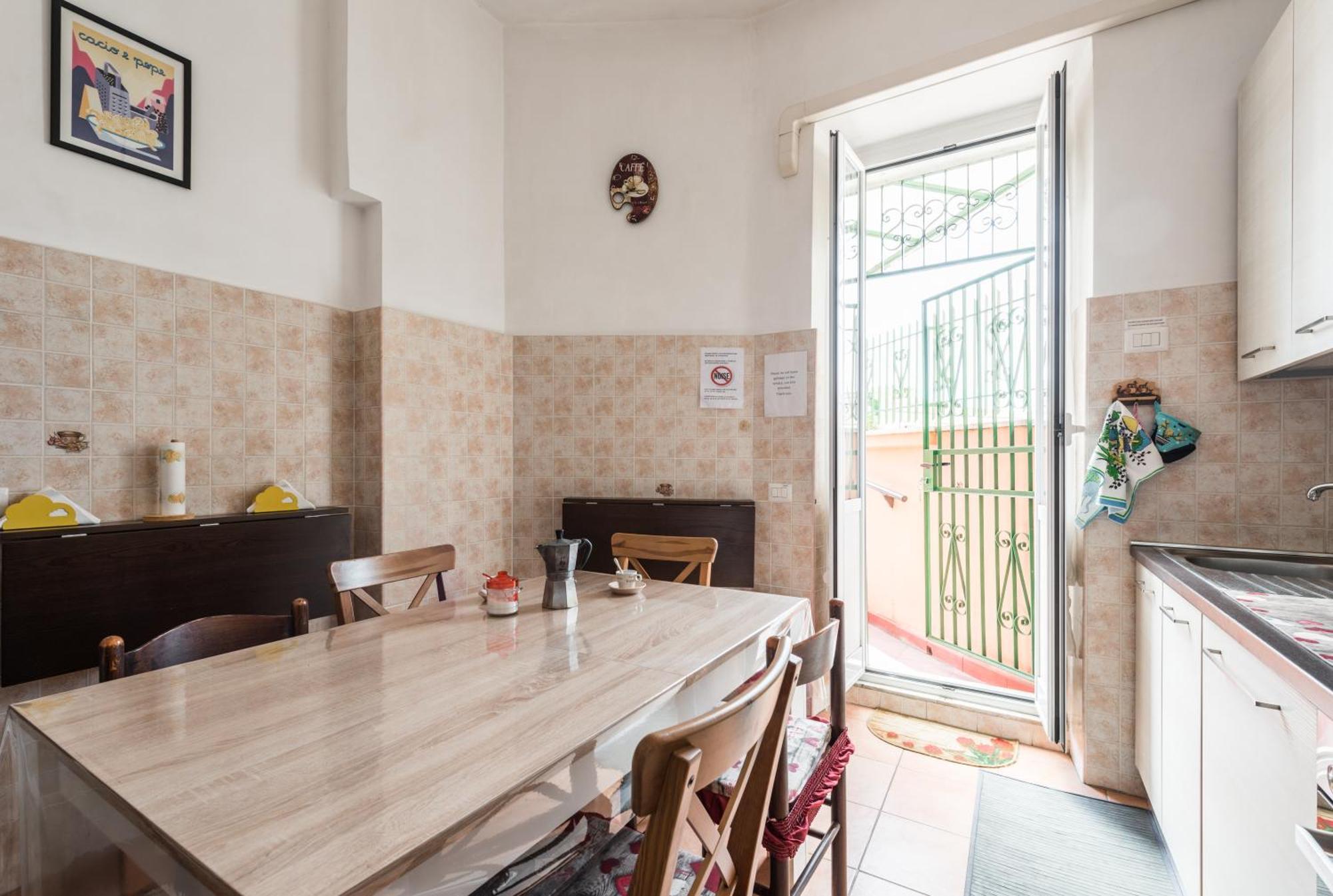 Casa Via Cesena Rome
