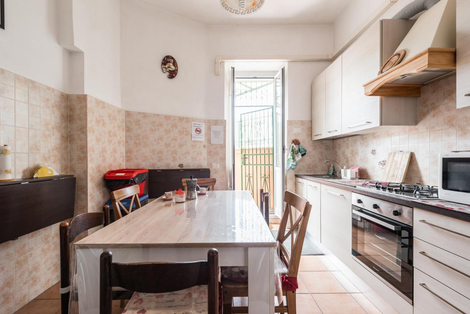 Casa Via Cesena * Rome