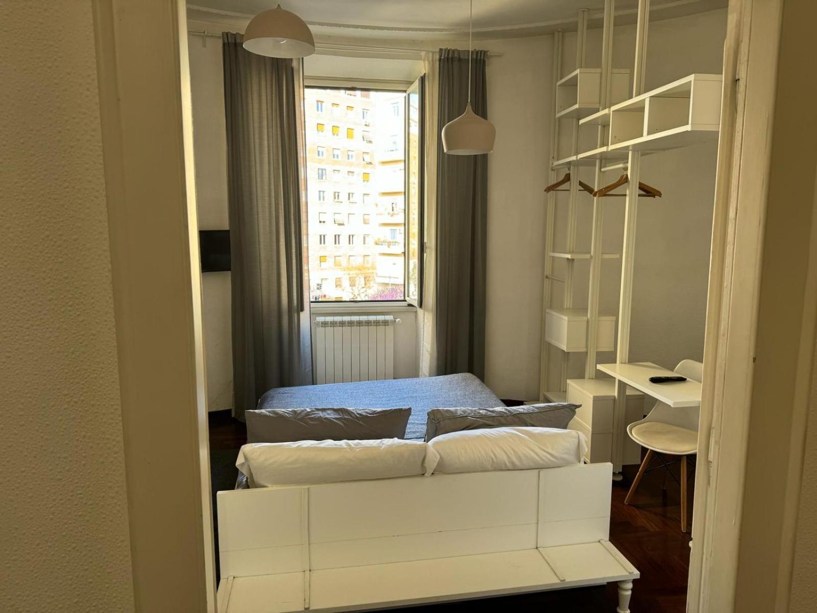 A Colorful Spot For La Dolce * Rome