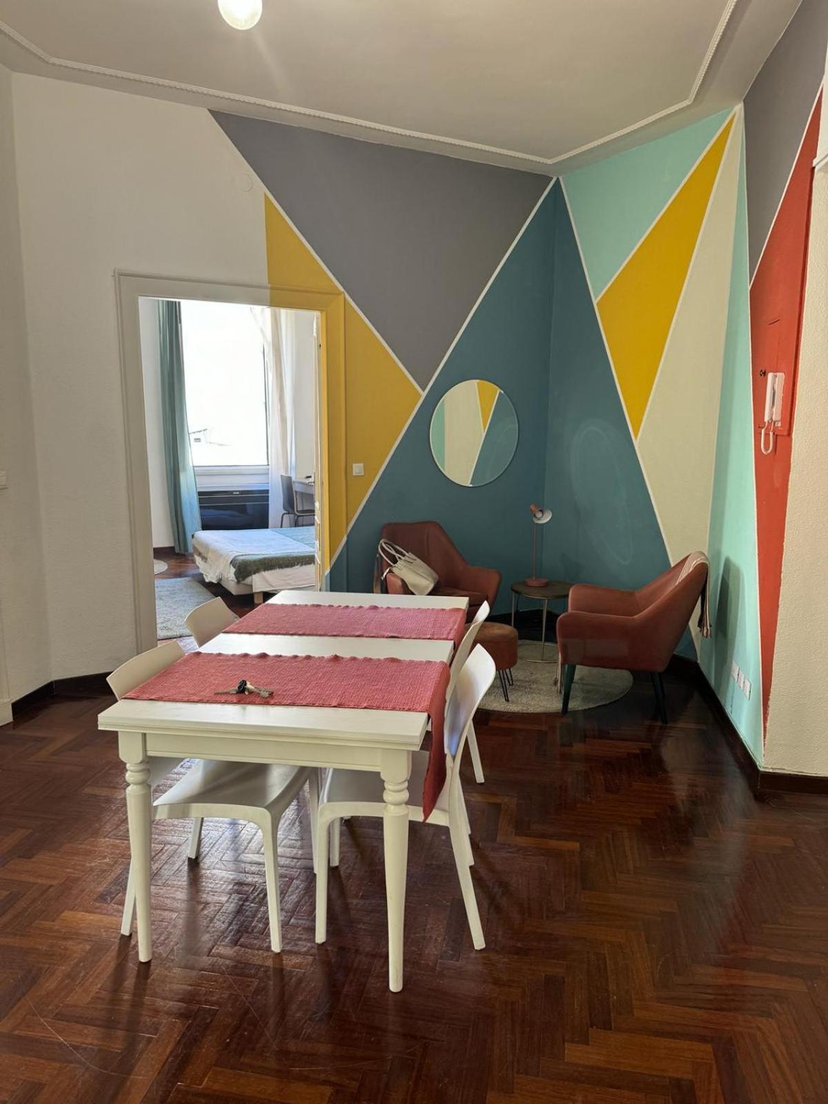Apartment A Colorful Spot For La Dolce