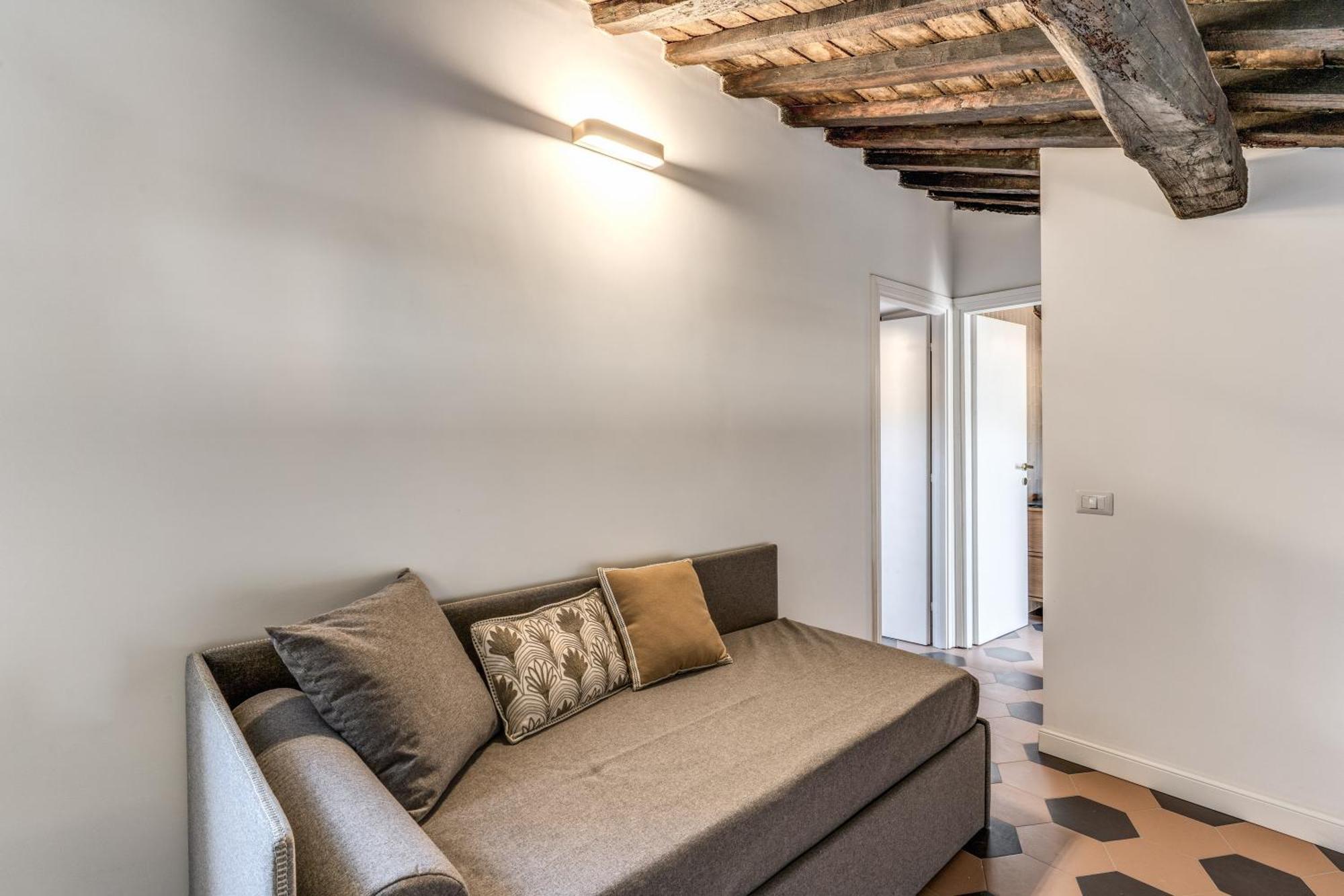 Apartment Cisterna 8 *