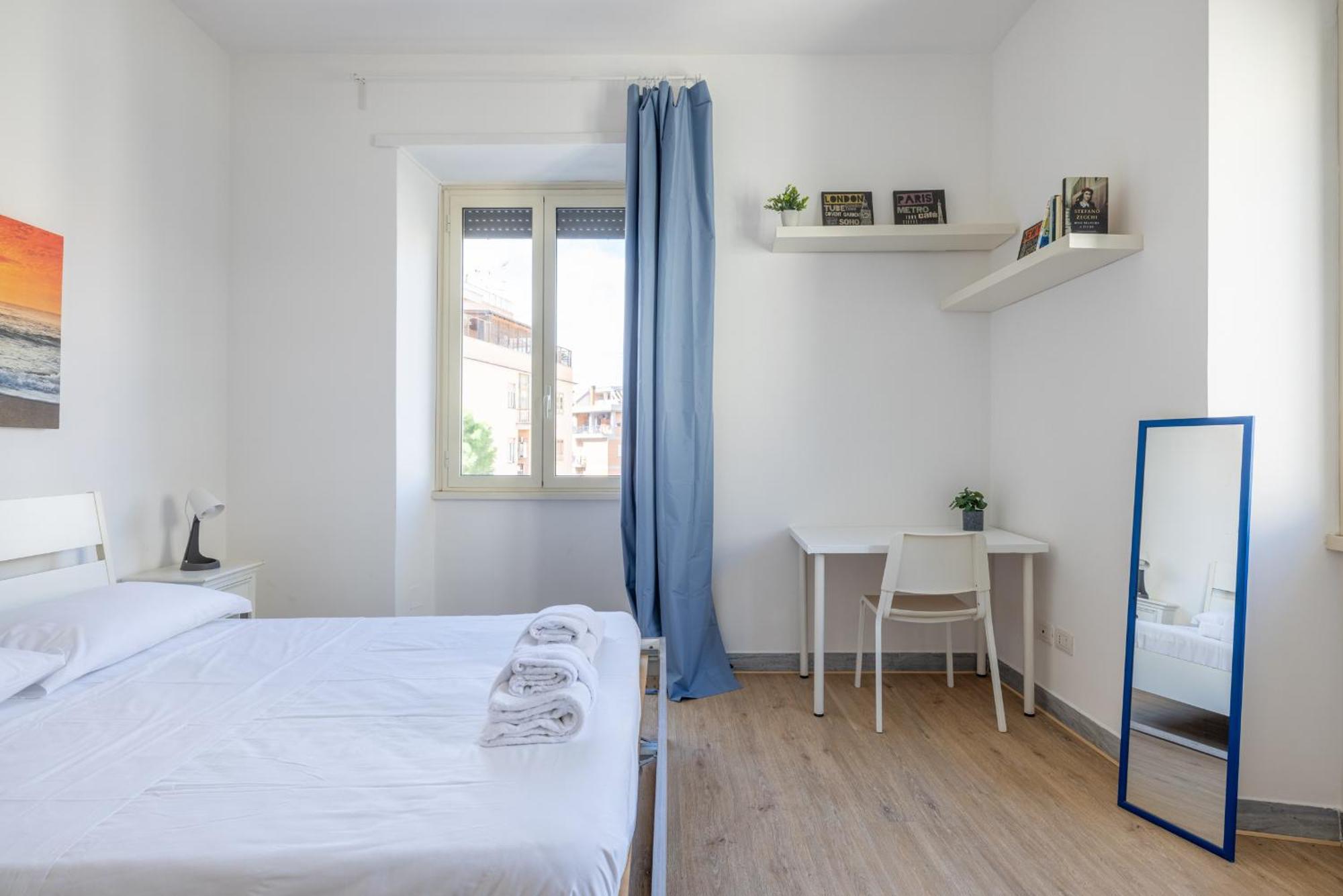 Casa Maria, Aurelio *