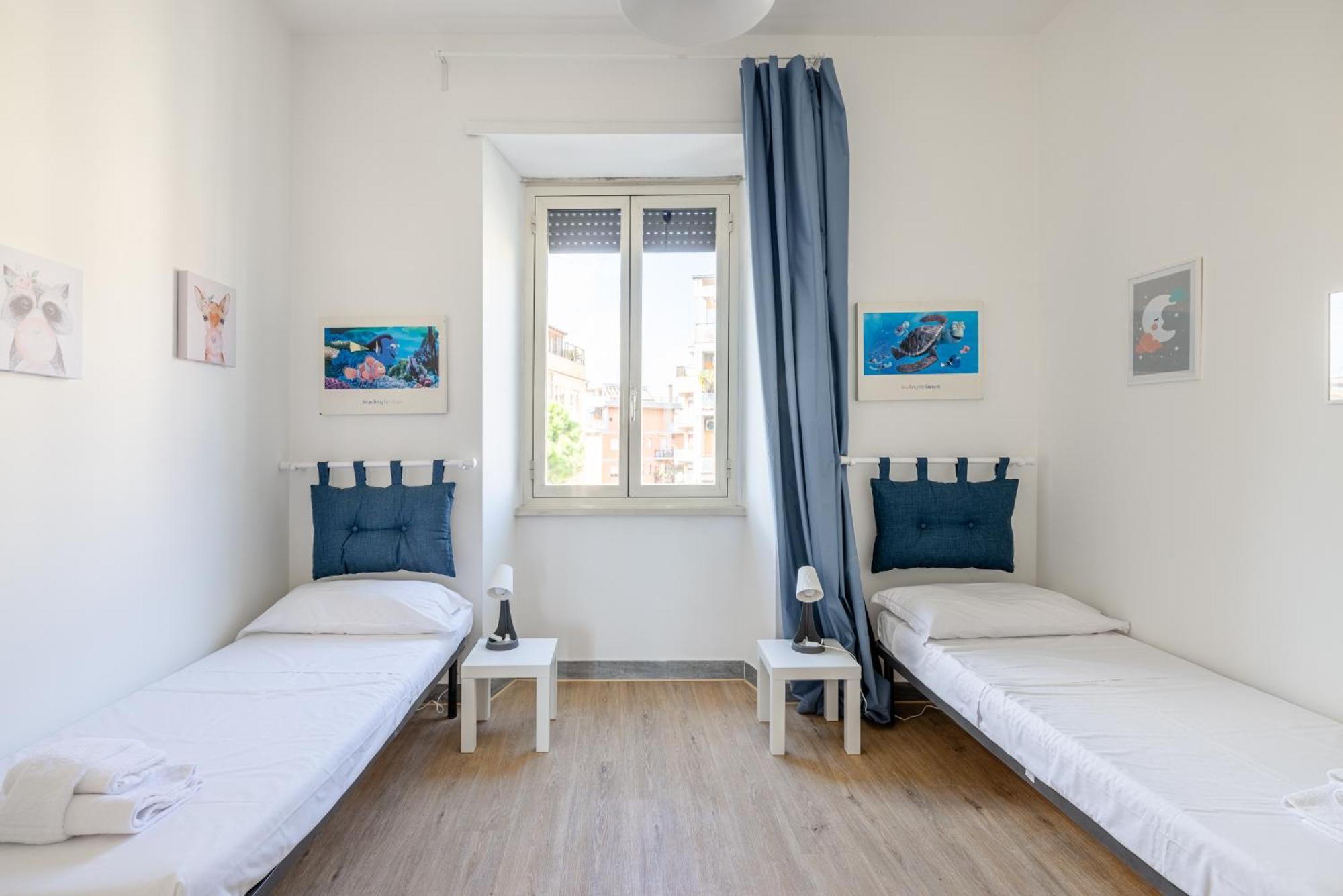 Casa Maria, Aurelio Roma