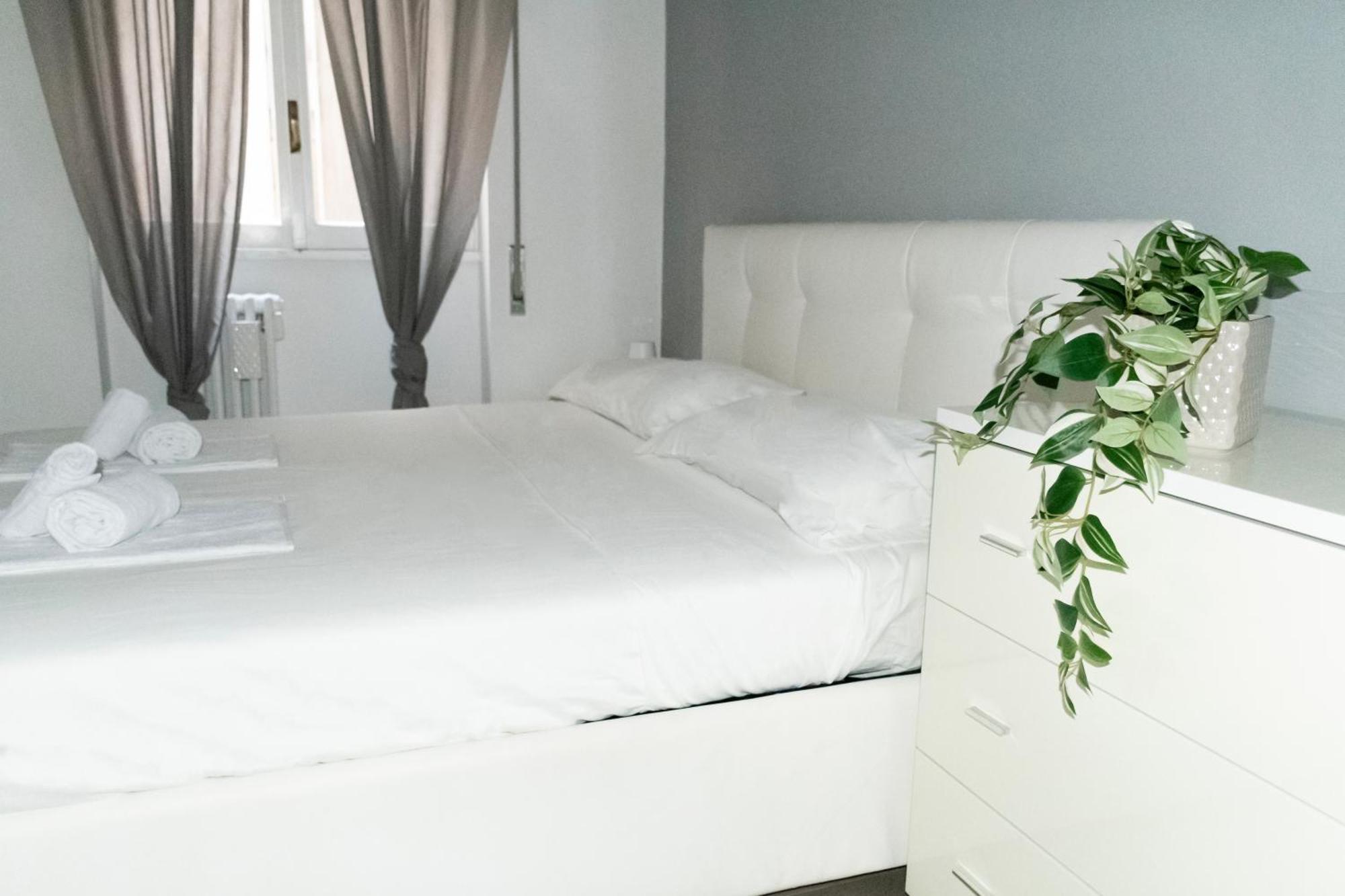Savorelli Vatican Apartment Rome