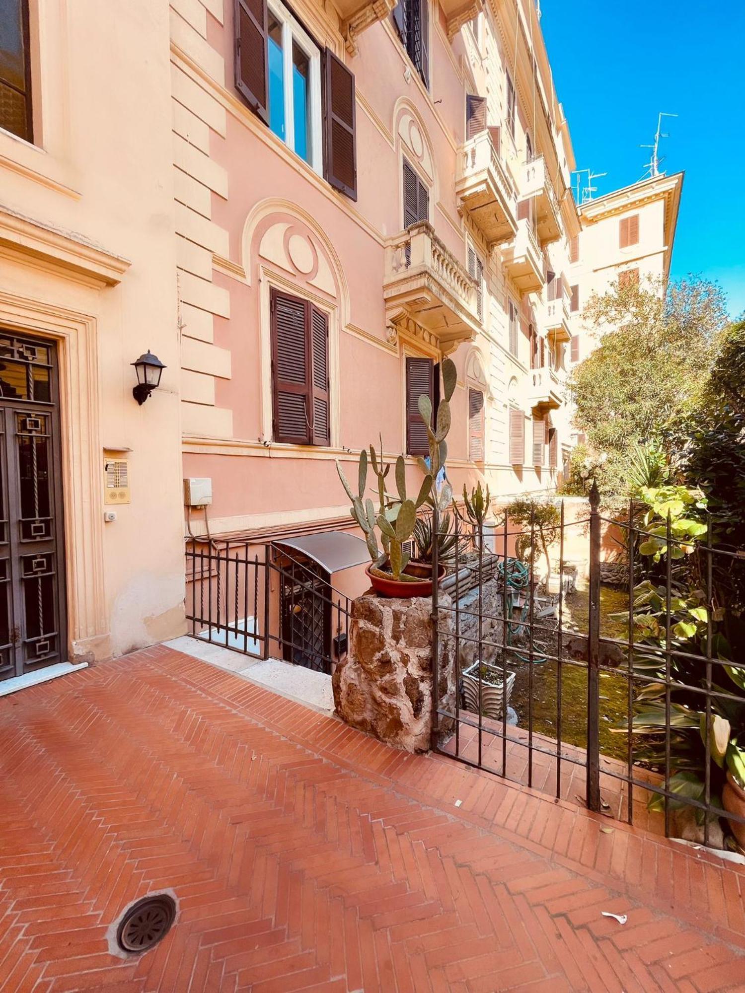 Scipioni Relais * Rome