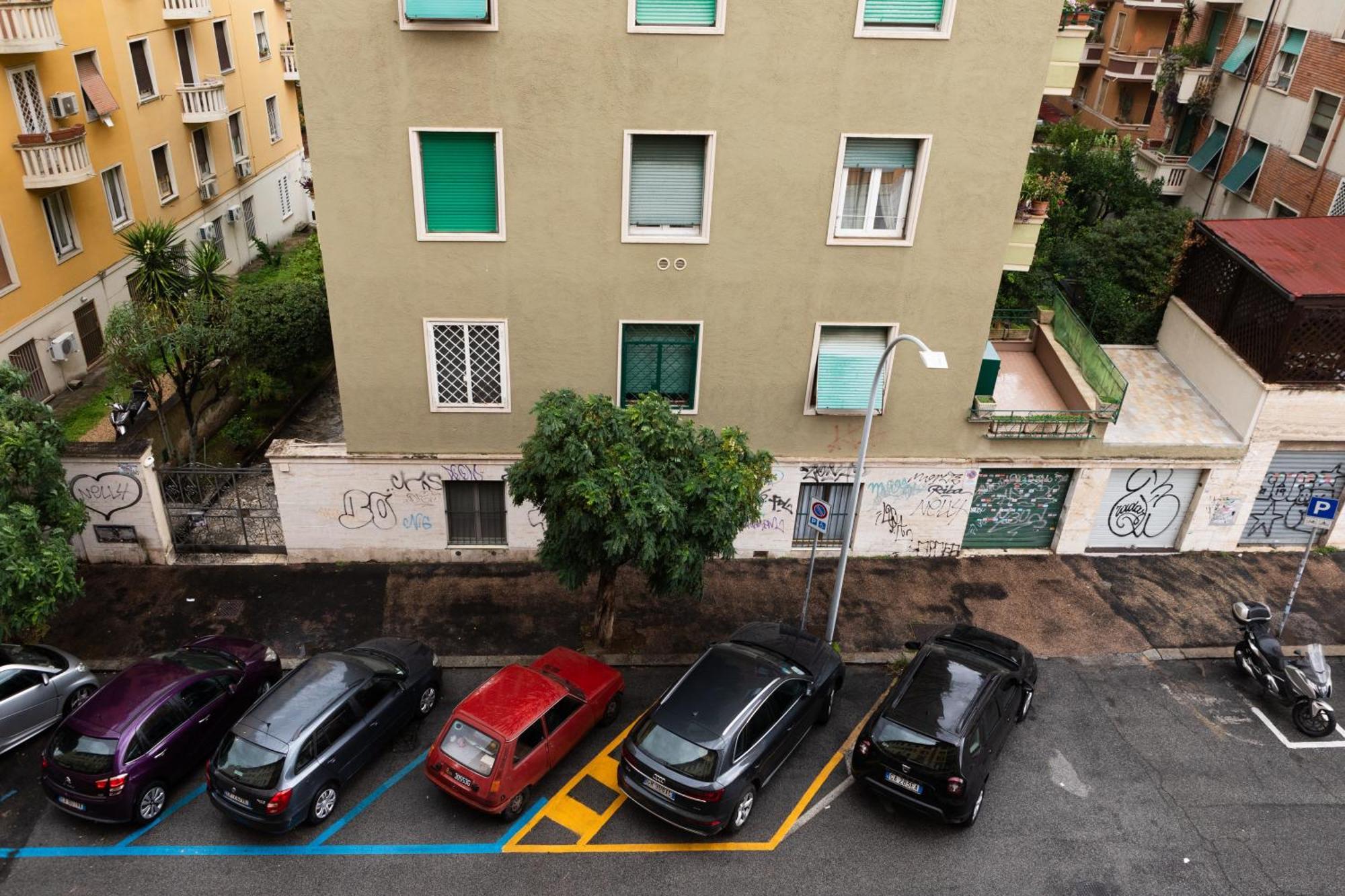 Appartamento Suitte In San Giovanni Near Basilica - - *