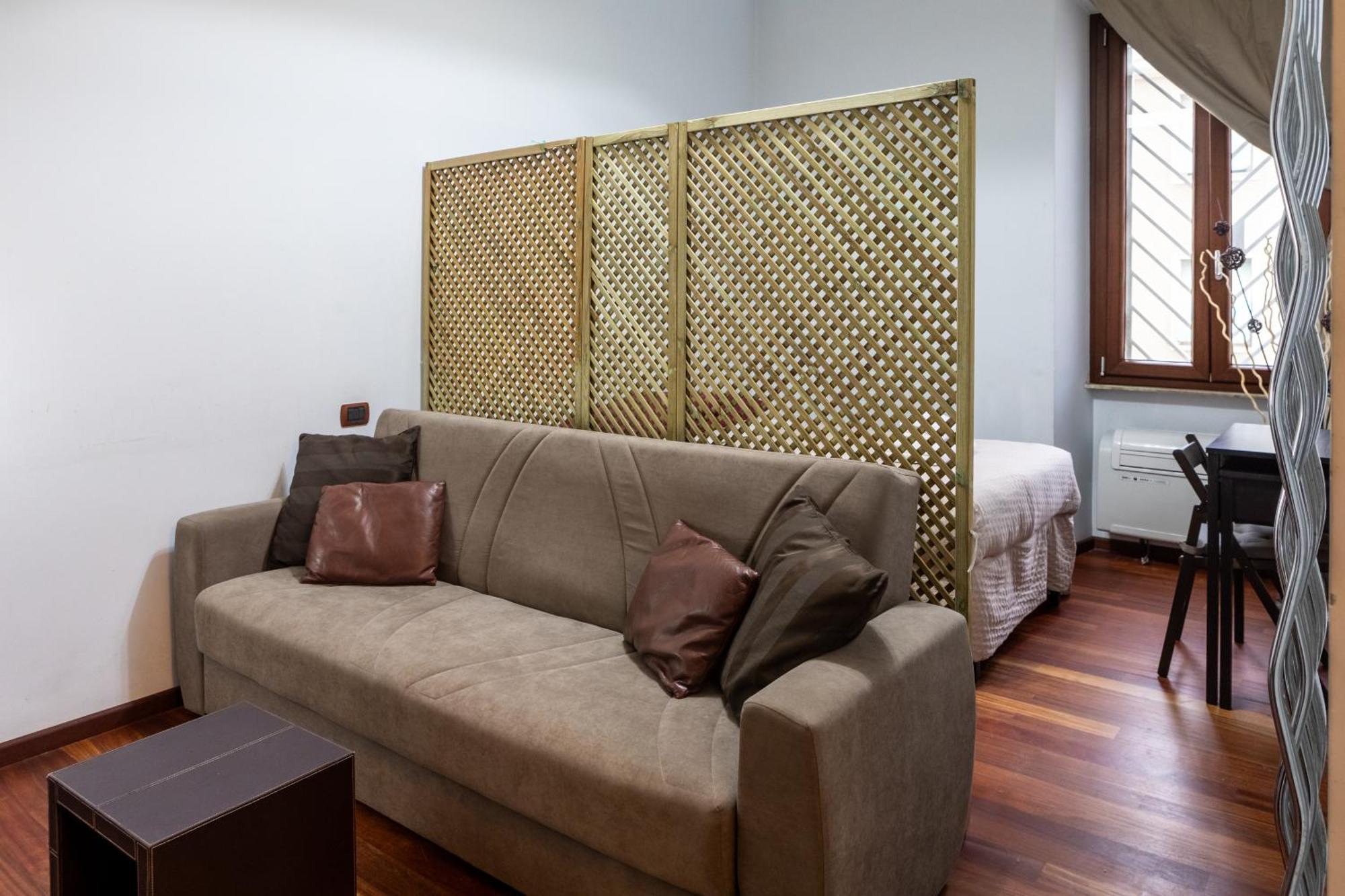 Appartamento Suitte In San Giovanni Near Basilica - - Roma