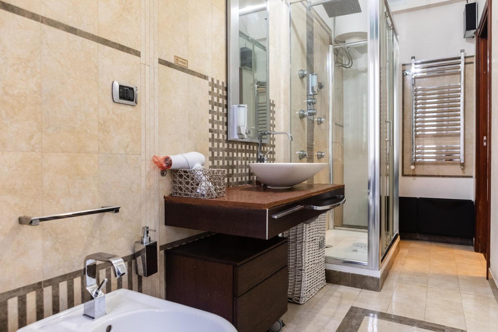 Suitte In San Giovanni Near Basilica - - Appartamento
