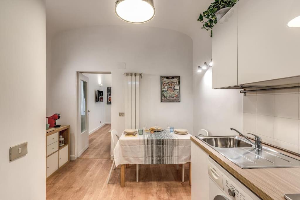 Fresh House San Lorenzo Apartment Rome