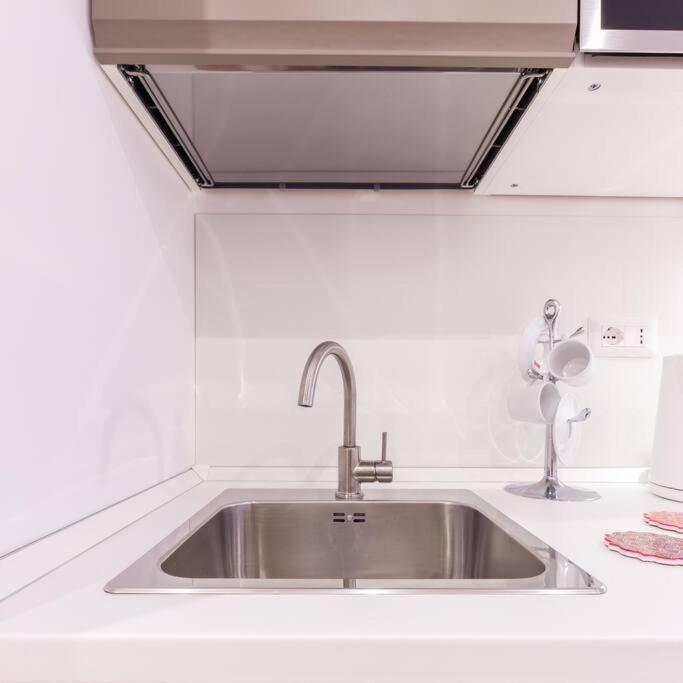 Apartment Poggioli House Up 4pp Policlinico Rome