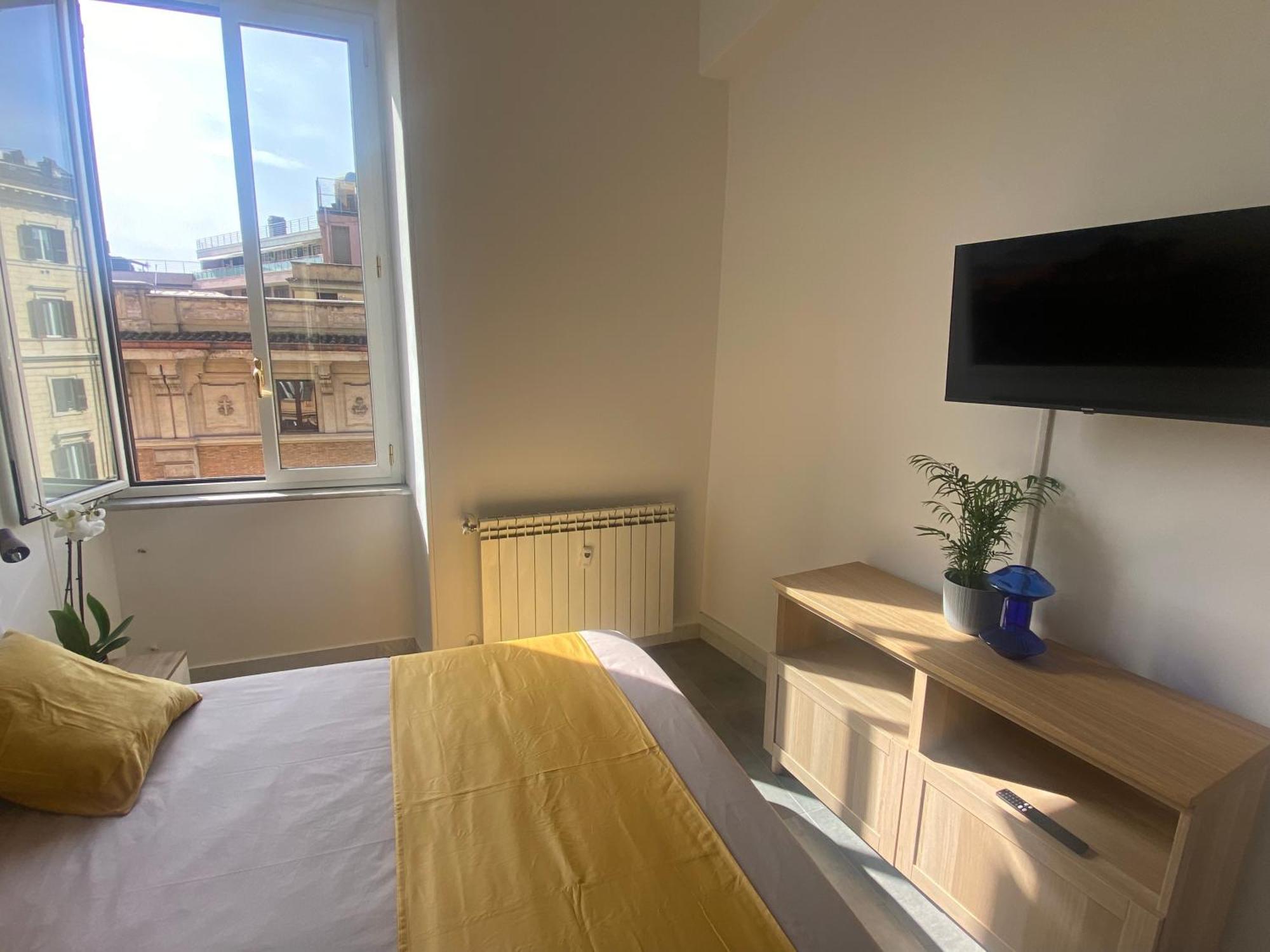 Peace Window Apartment Rome