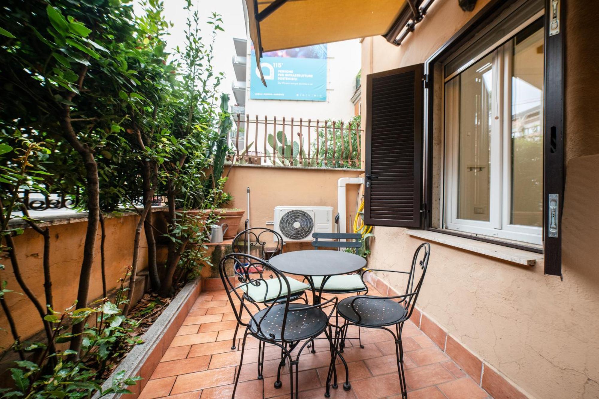 Apartment Lux Vatican Loft A 5 Minuti Dal Vaticano!