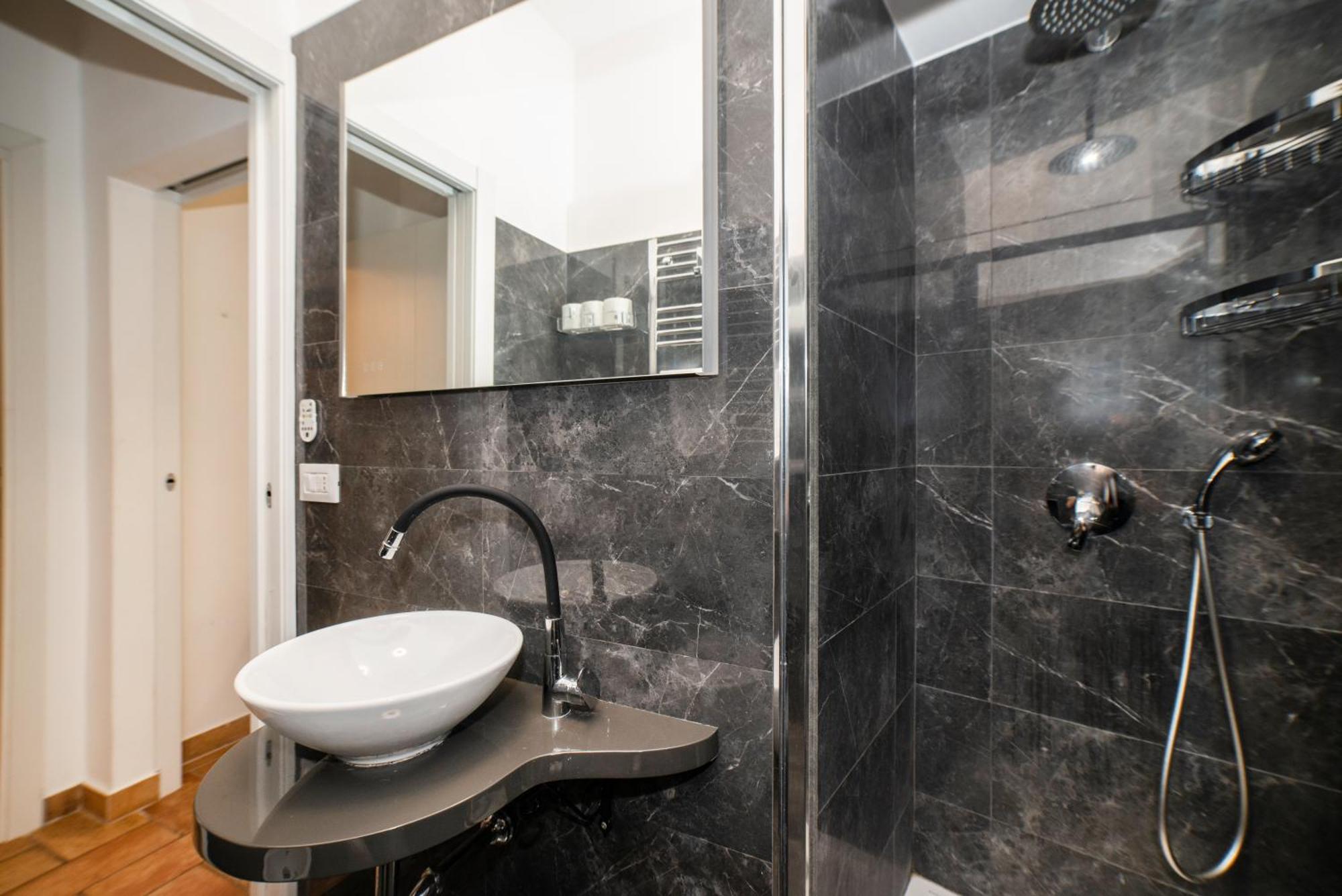 Apartment Lux Vatican Loft A 5 Minuti Dal Vaticano! Rome