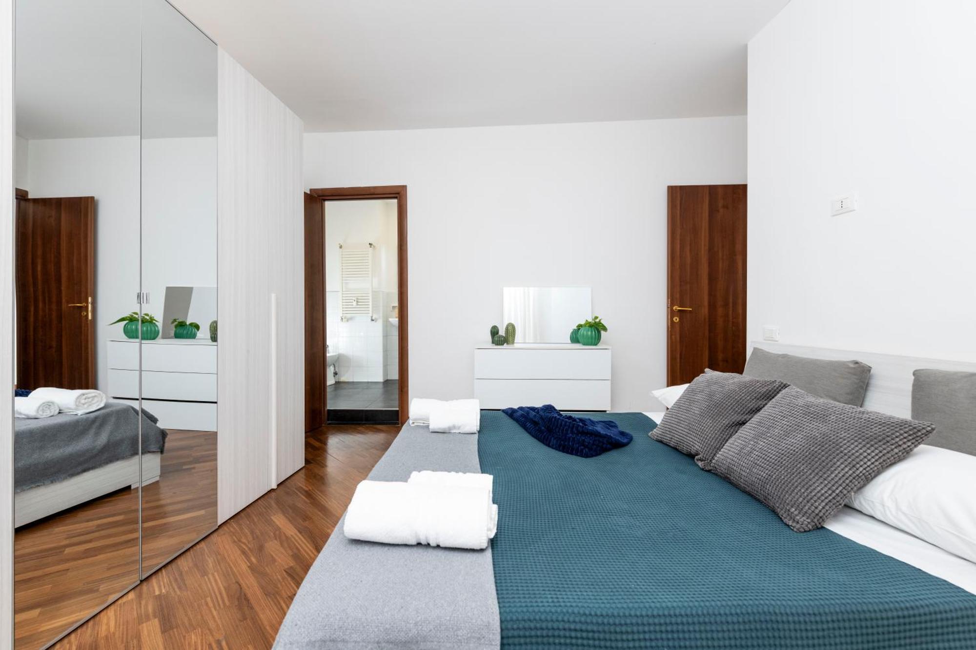 Skyview Apartment