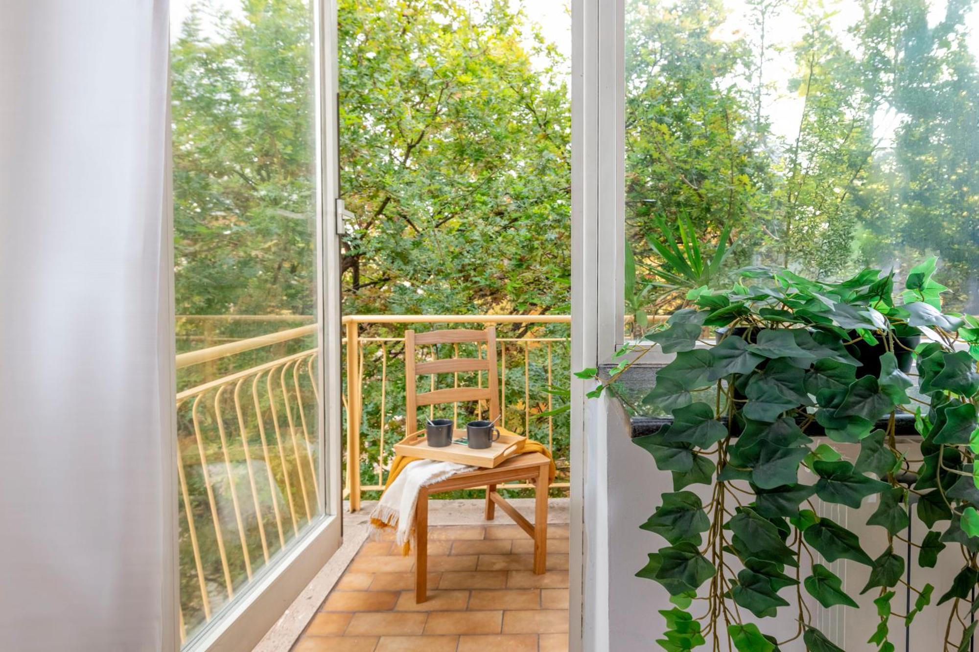 Skyview Apartment