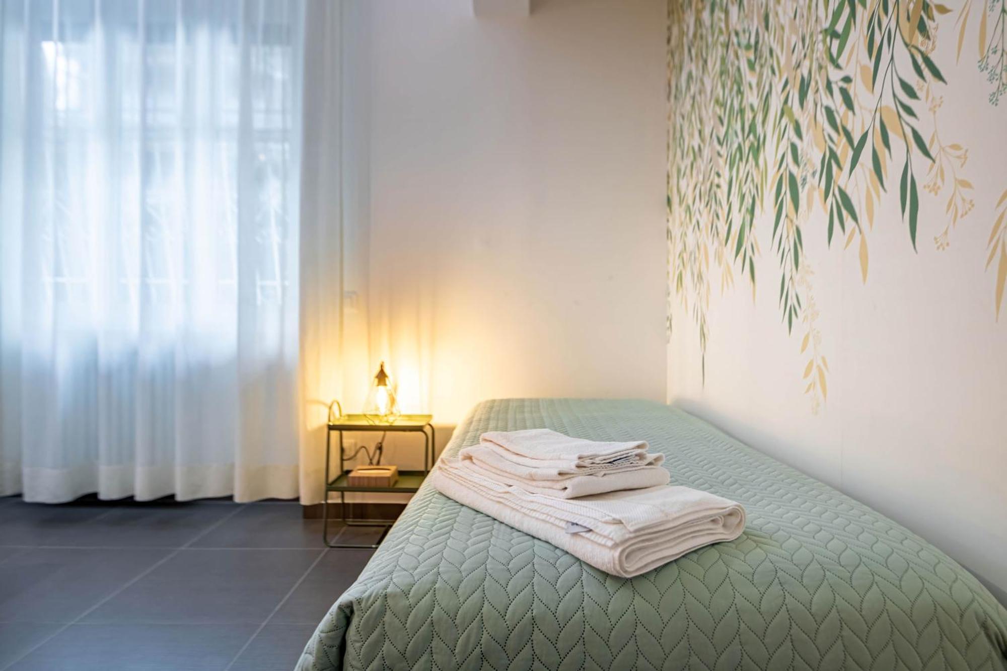 New Vatican Family Nest * Roma