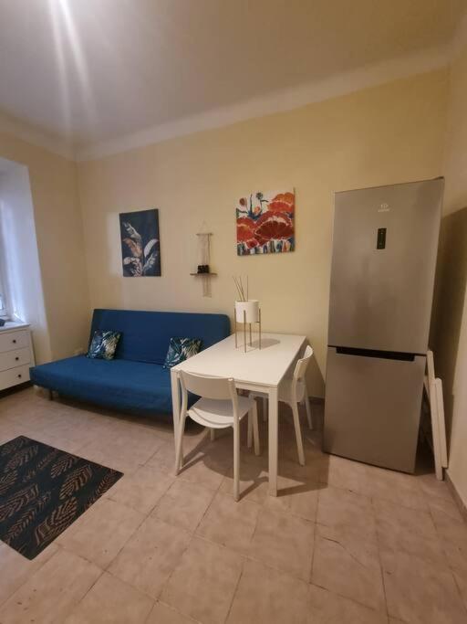 Apartment Casa Intera Vicino Il Centro Per 3 Persone Rome