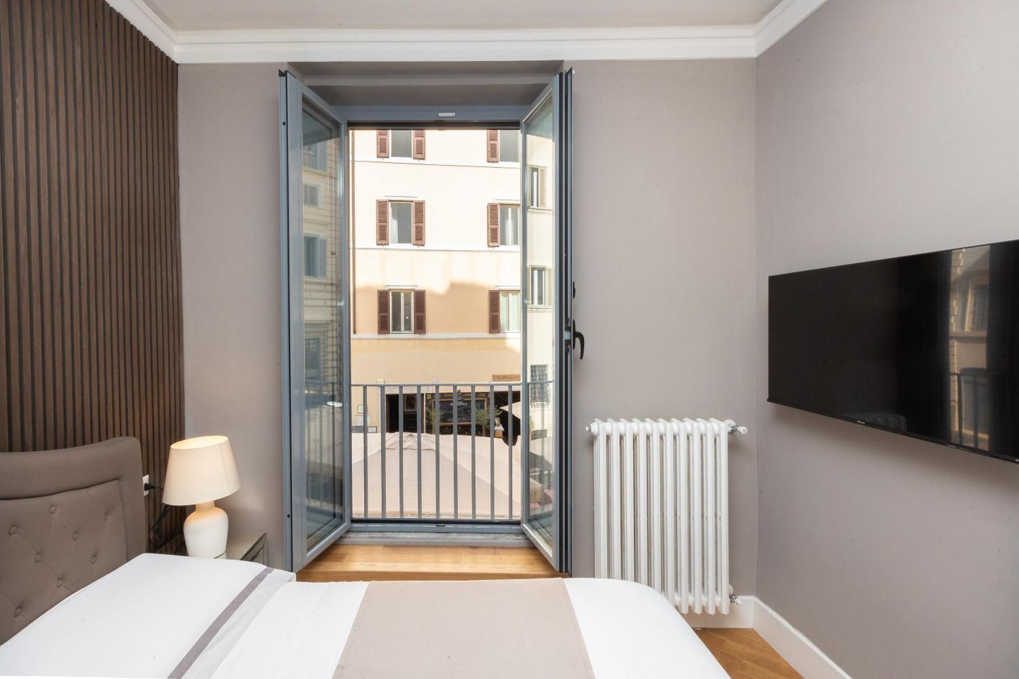 Amazing 3-bedrooms Pantheon * Rome