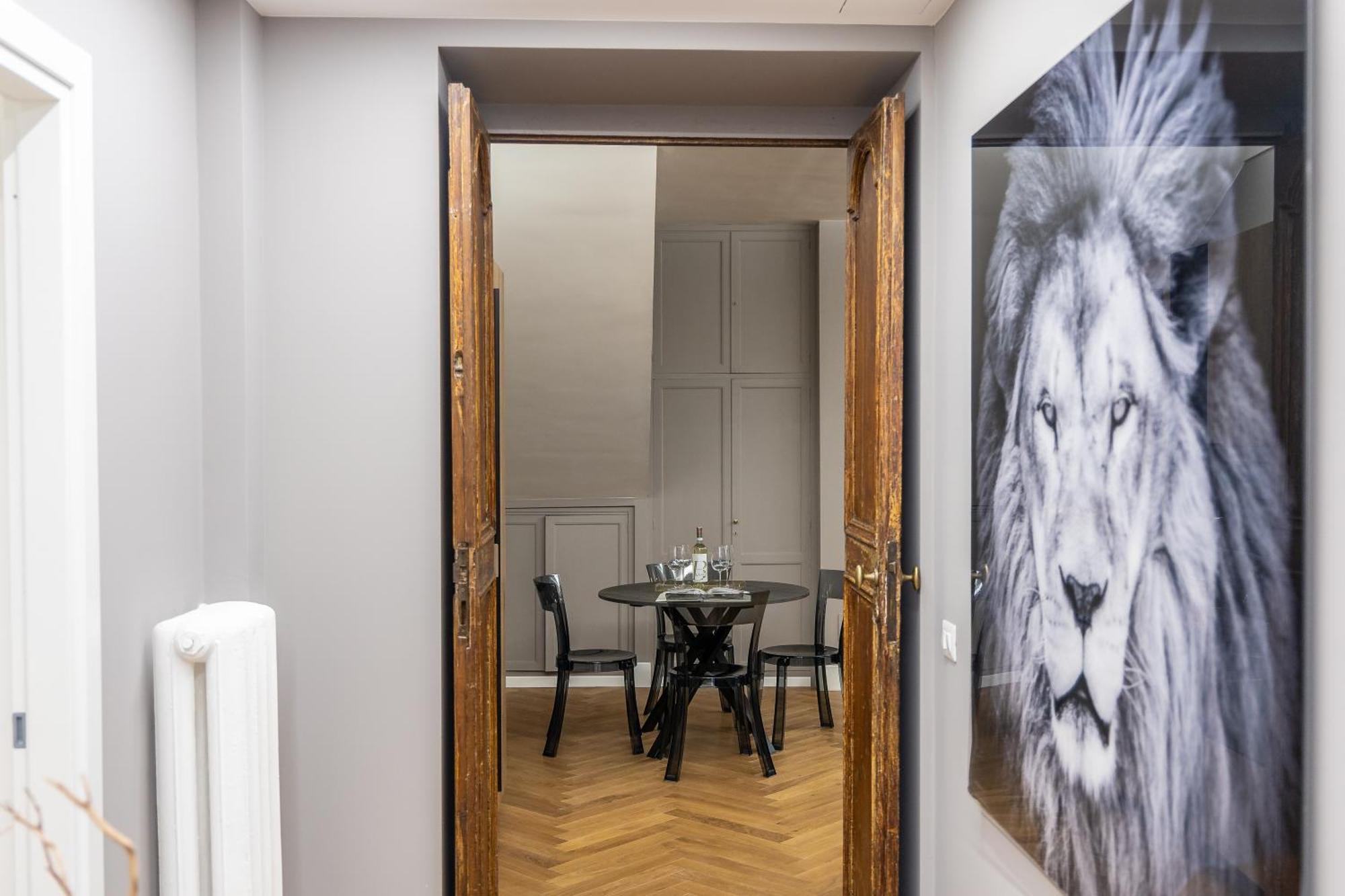 Amazing 3-bedrooms Pantheon Apartment Rome