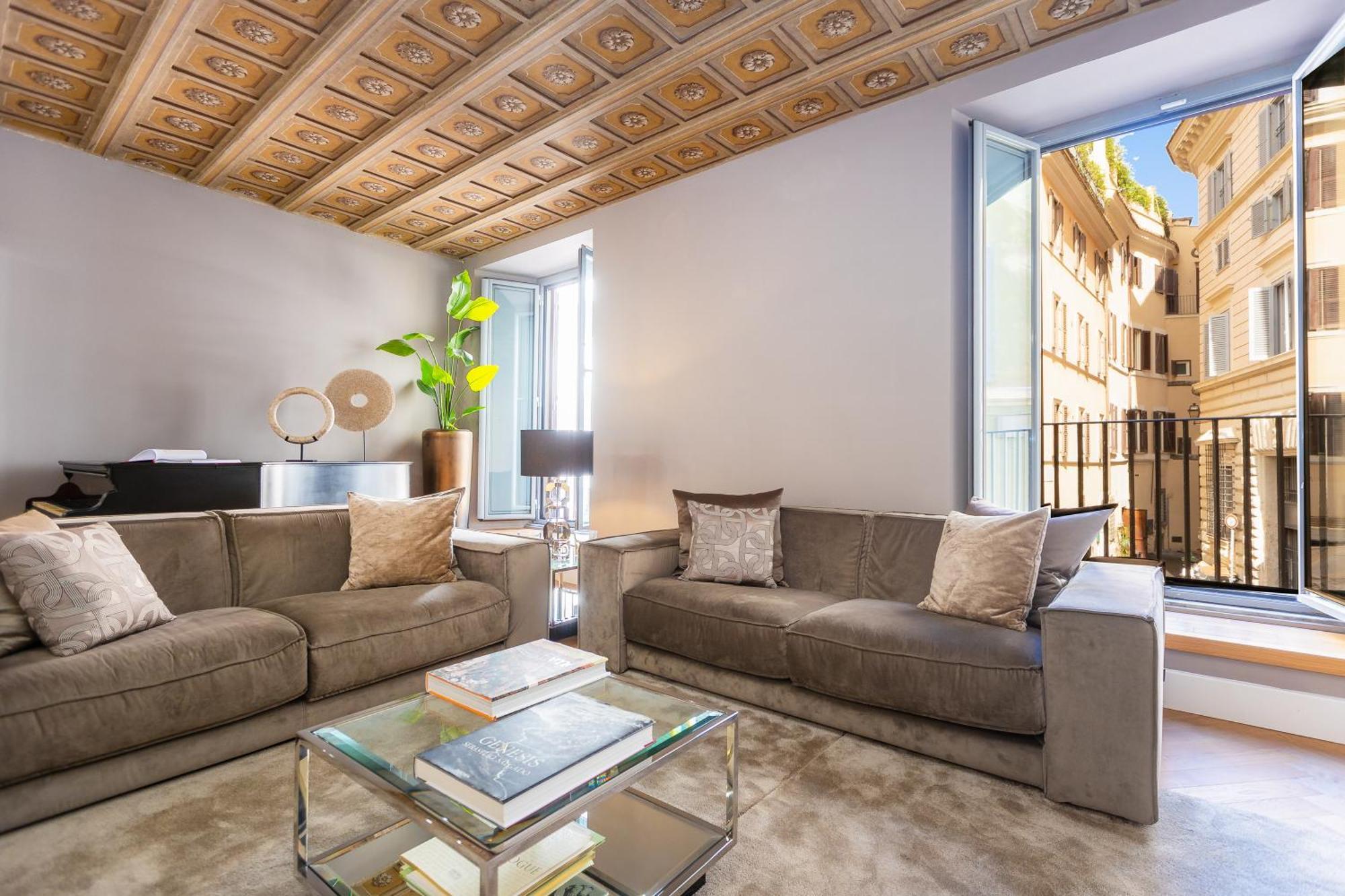 Amazing 3-bedrooms Pantheon Apartment