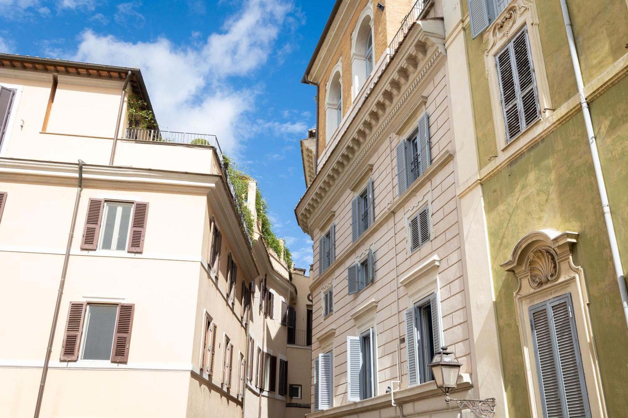 Apartment Amazing 3-bedrooms Pantheon Rome