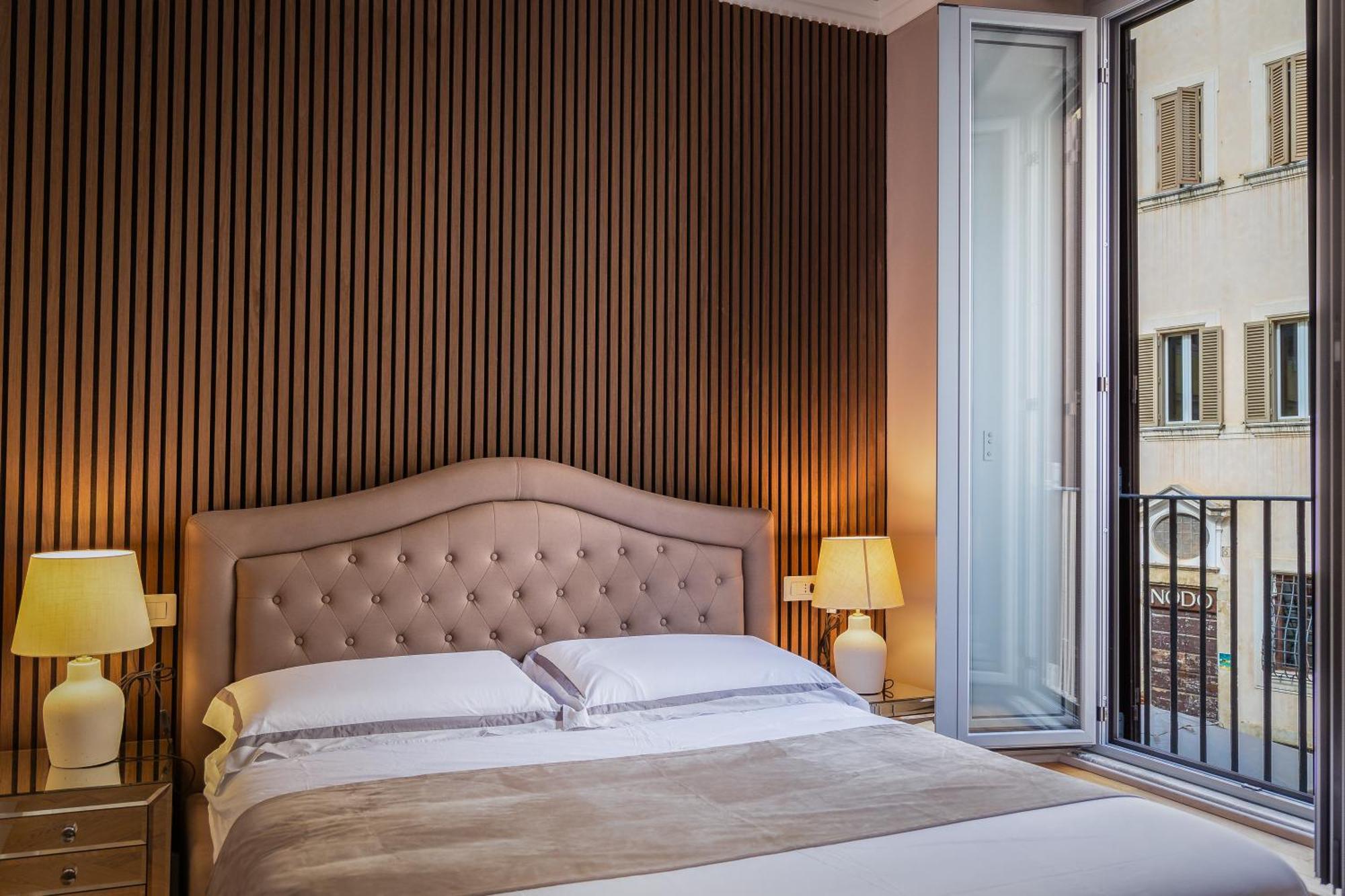 Amazing 3-bedrooms Pantheon * Rome