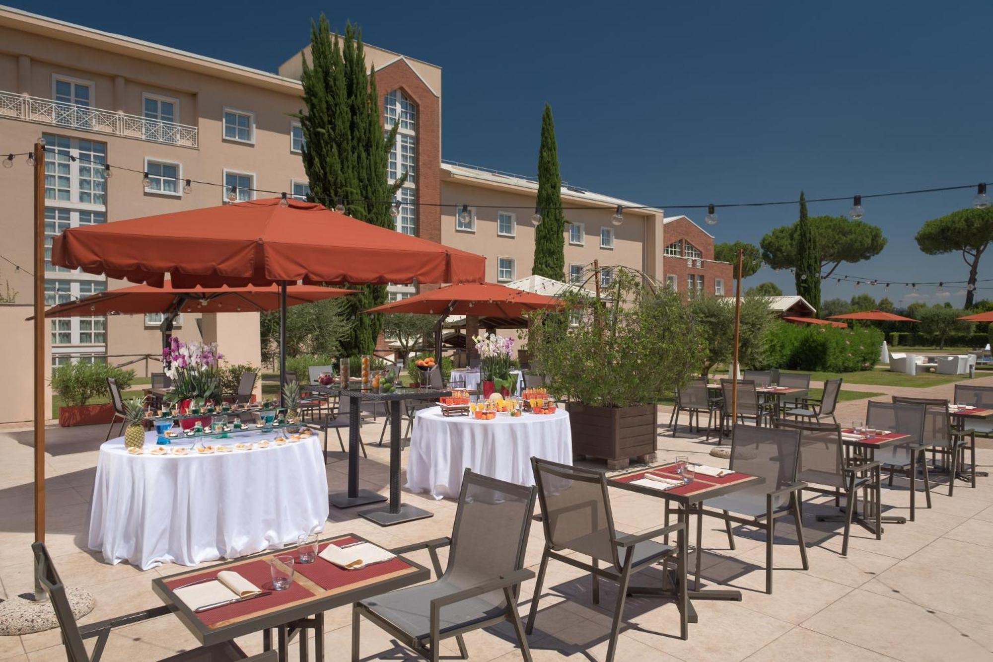 Hotel Sheraton Parco De Medici 4*