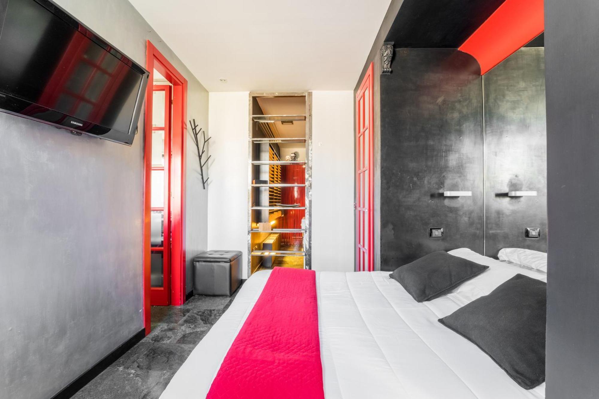 Comics Penthouse, Funny Flat Nearby Colosseum Apartment