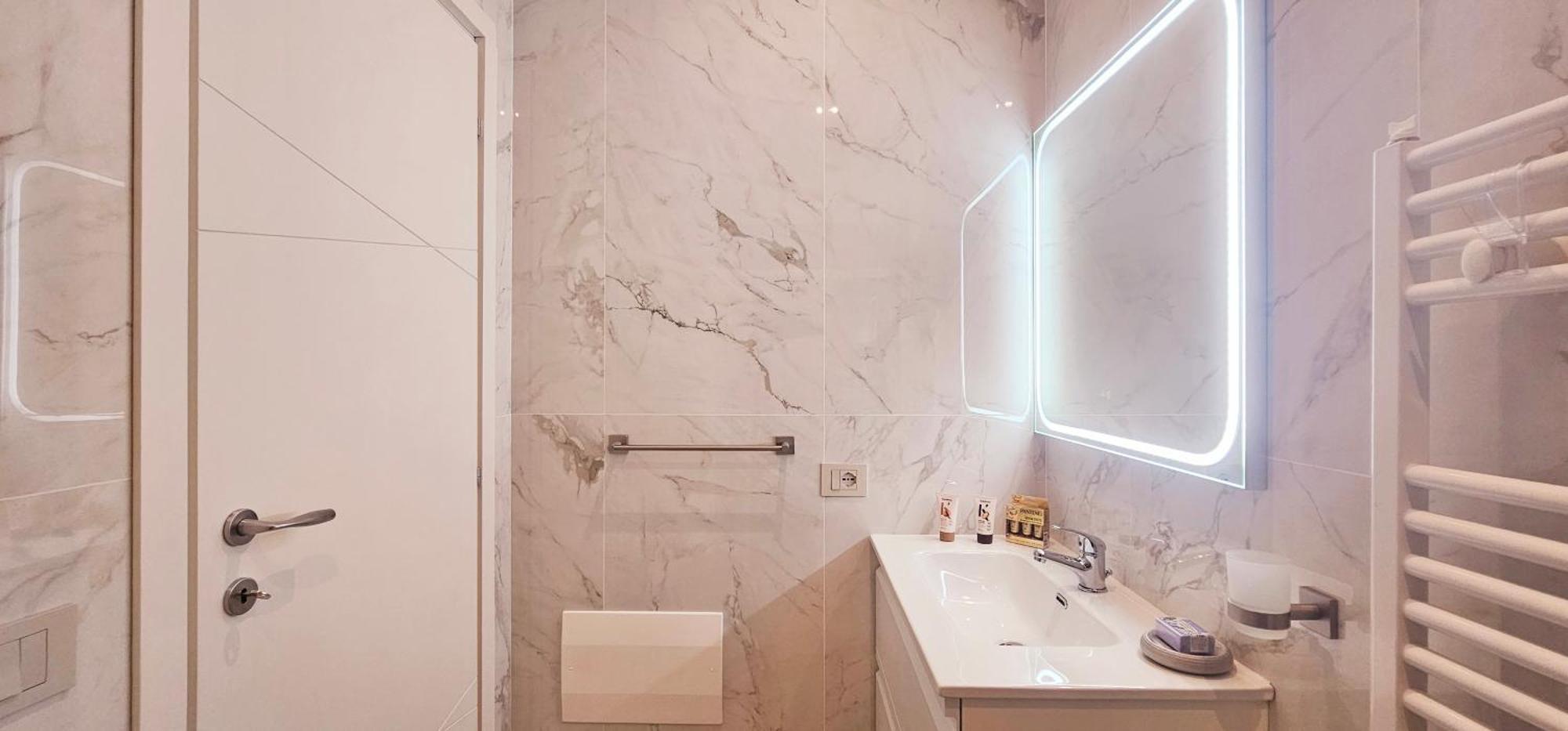 Bed & Breakfast Il Magnifico Superior 400m From Tiburtina Railway Station And 290m From Metro