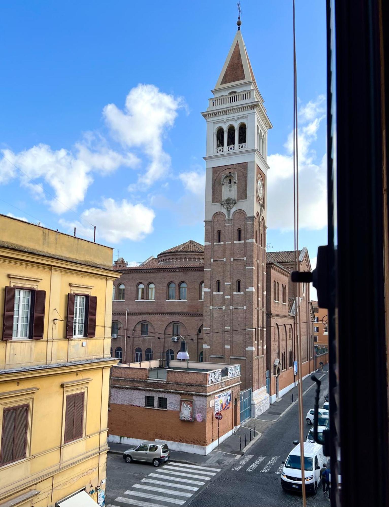San Lorenzo Umbri Turistico * Rome