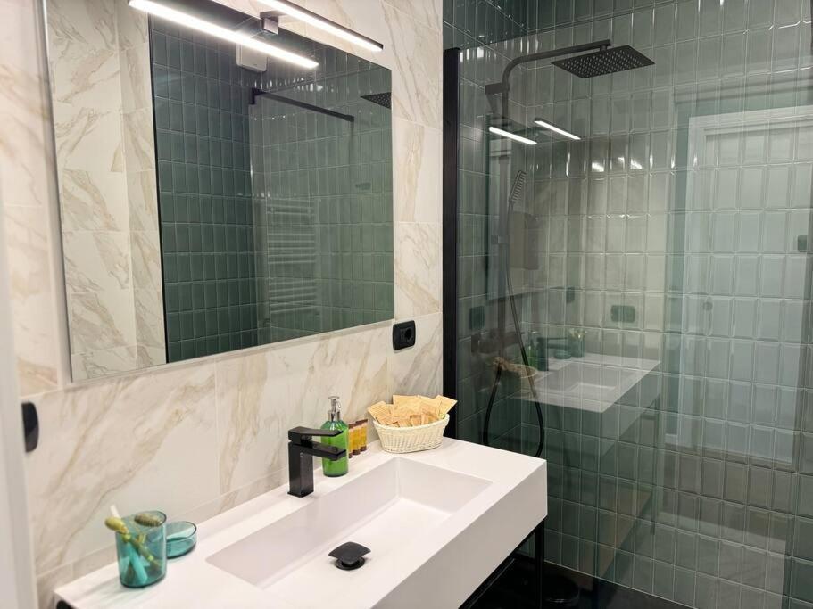 Apartment Moderno E Confortevole Con Posto Auto- Wifi Veloce Rome