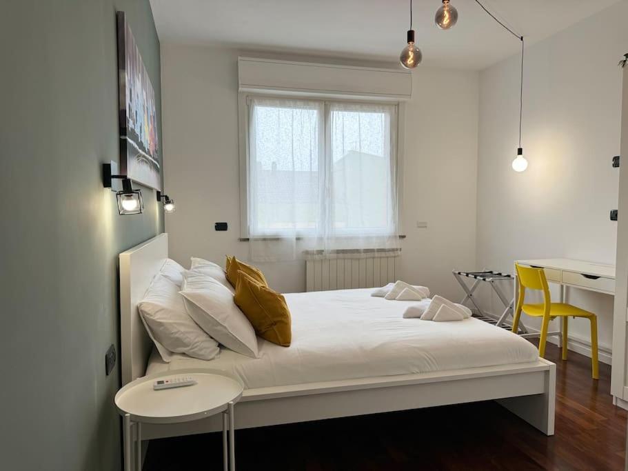 Moderno E Confortevole Con Posto Auto- Wifi Veloce *