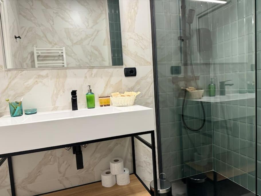 Apartment Moderno E Confortevole Con Posto Auto- Wifi Veloce Rome