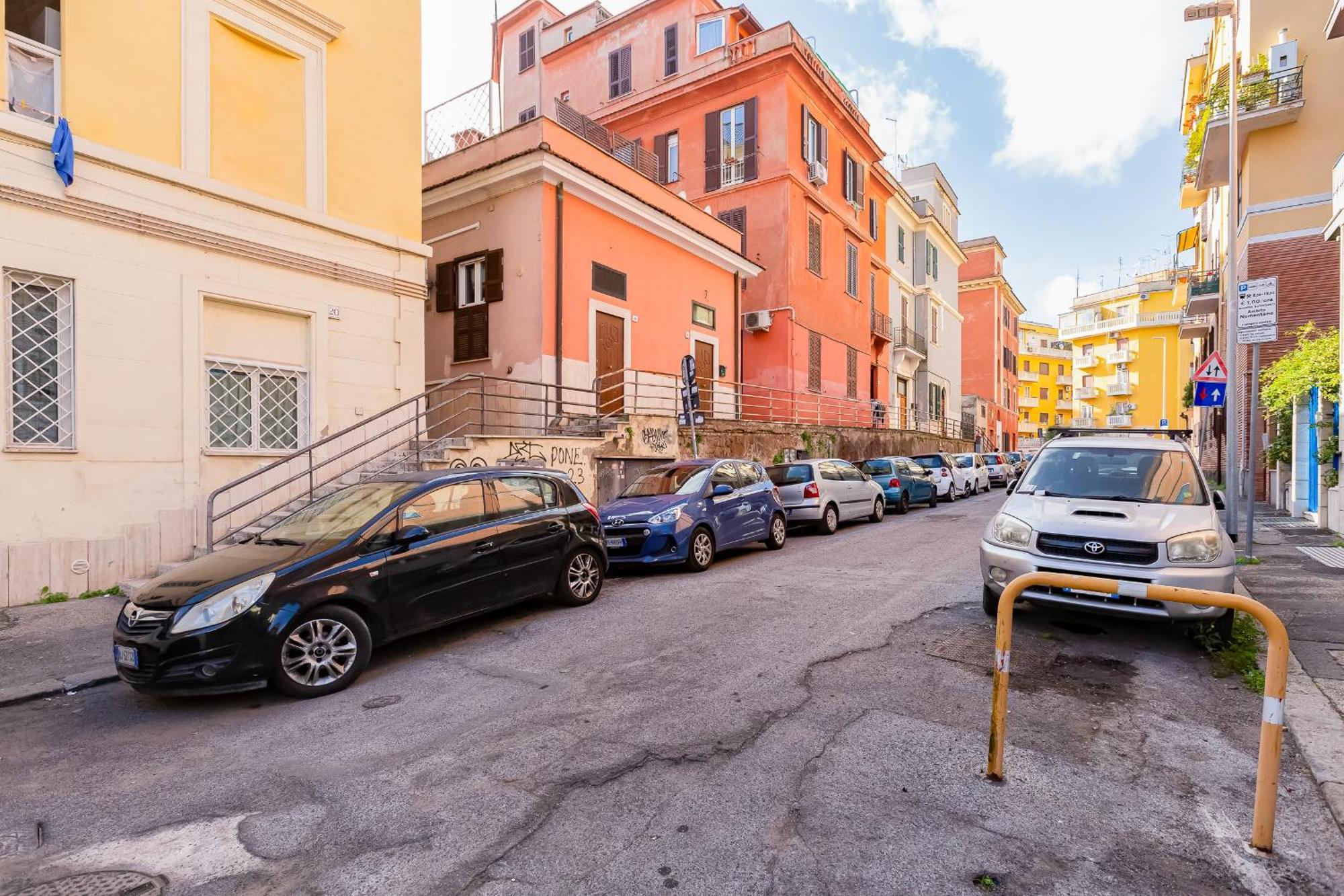 Appartamento Vicolo Sereno *