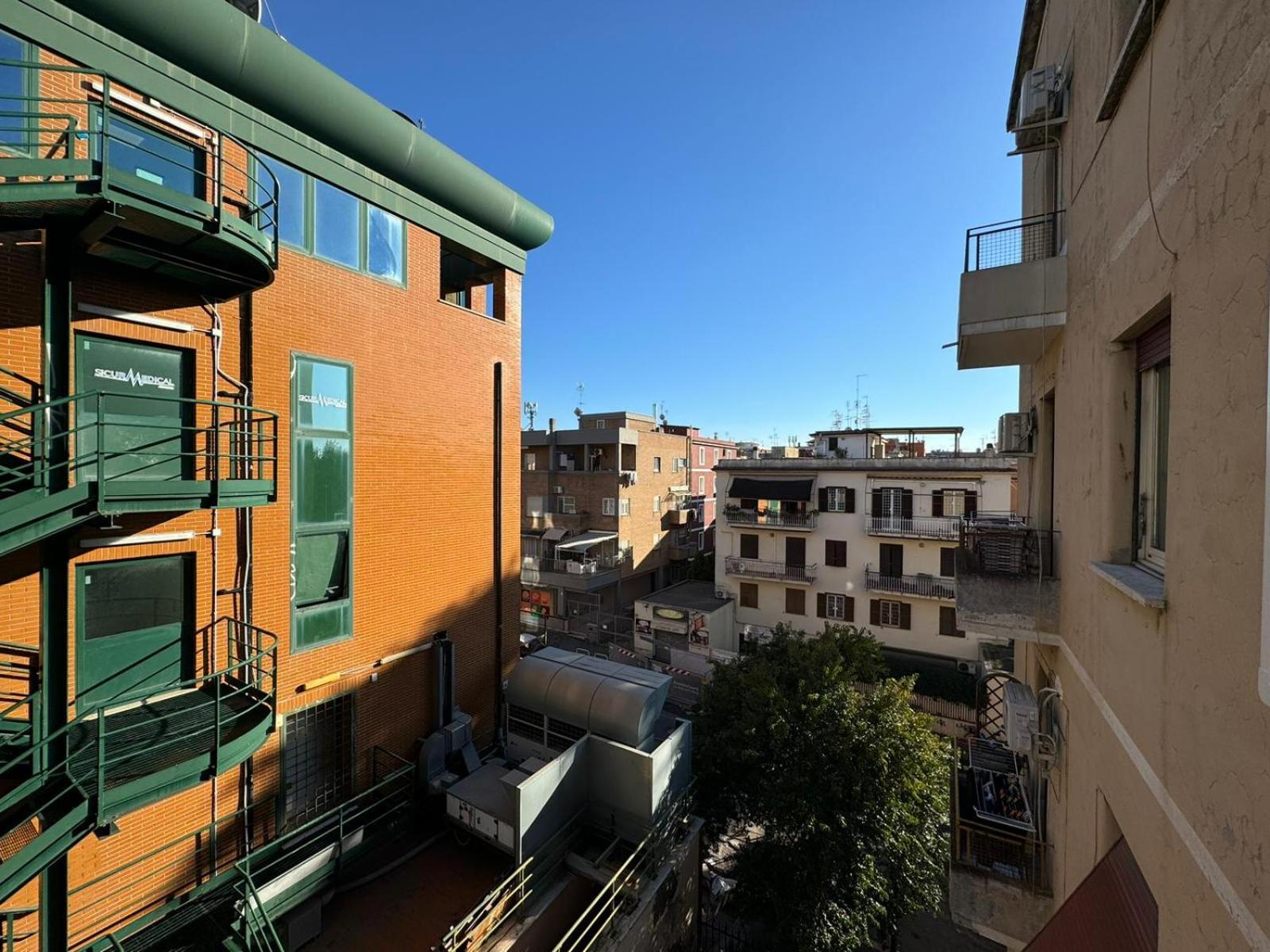 New Finished Flat In Centocelle *