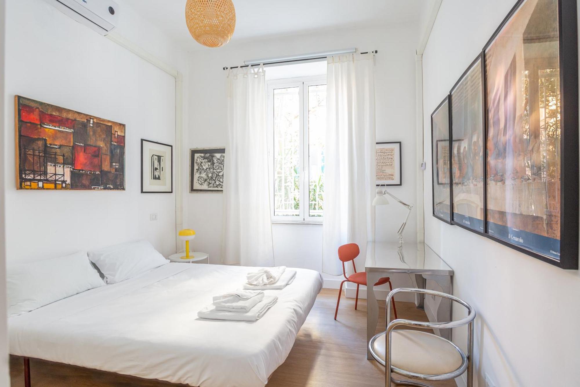 Elegantis Des Artistes Apartment *