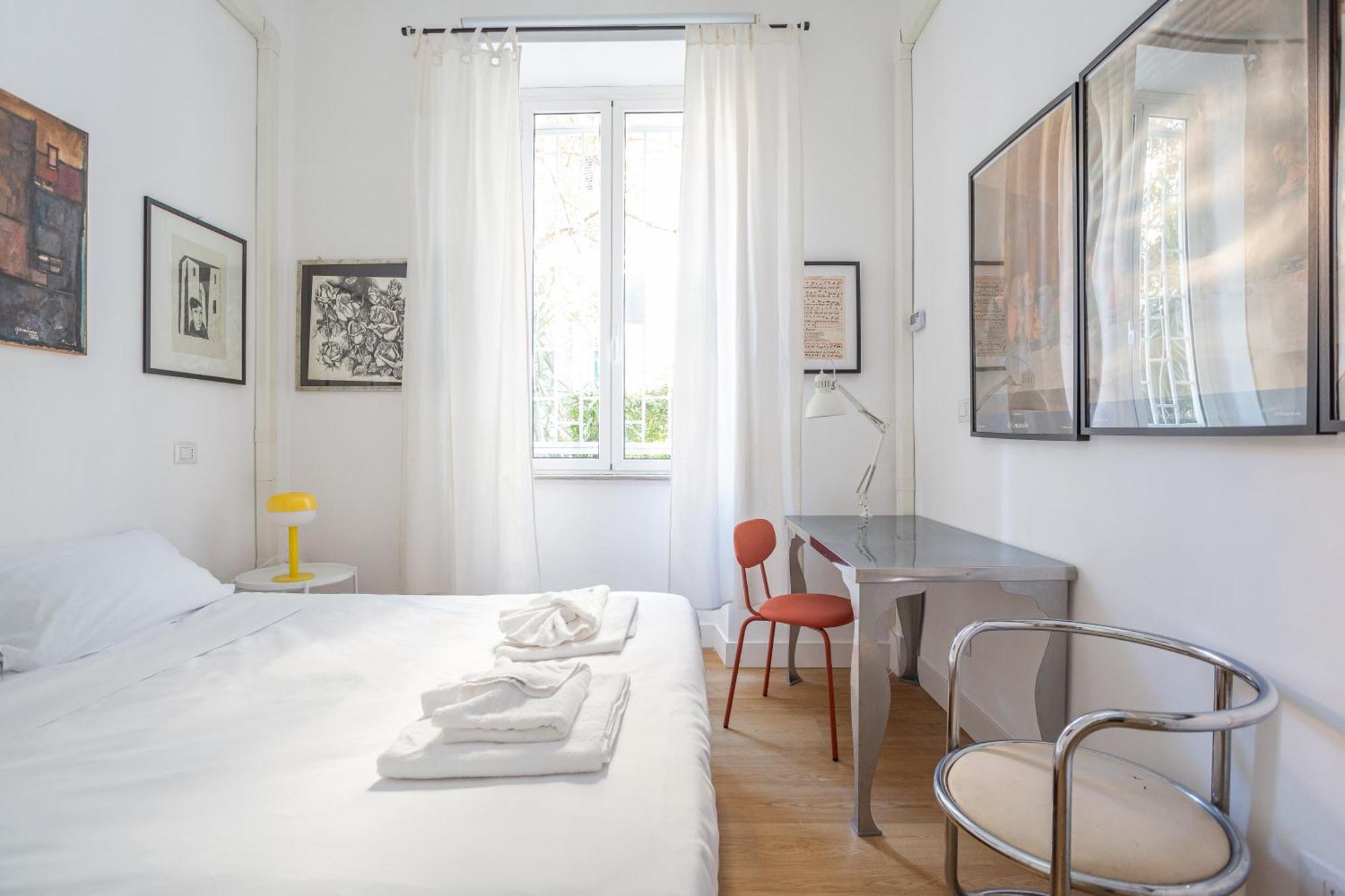 Elegantis Des Artistes Apartment Rome