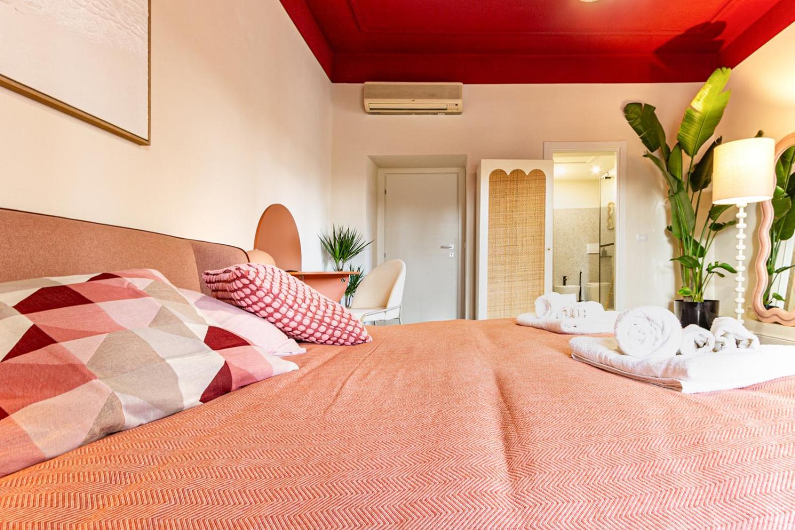 Domusfebo Sangiovannisuites Guest house Rome
