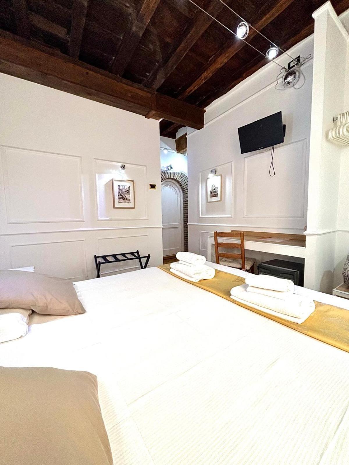 Domus Ester Guest house